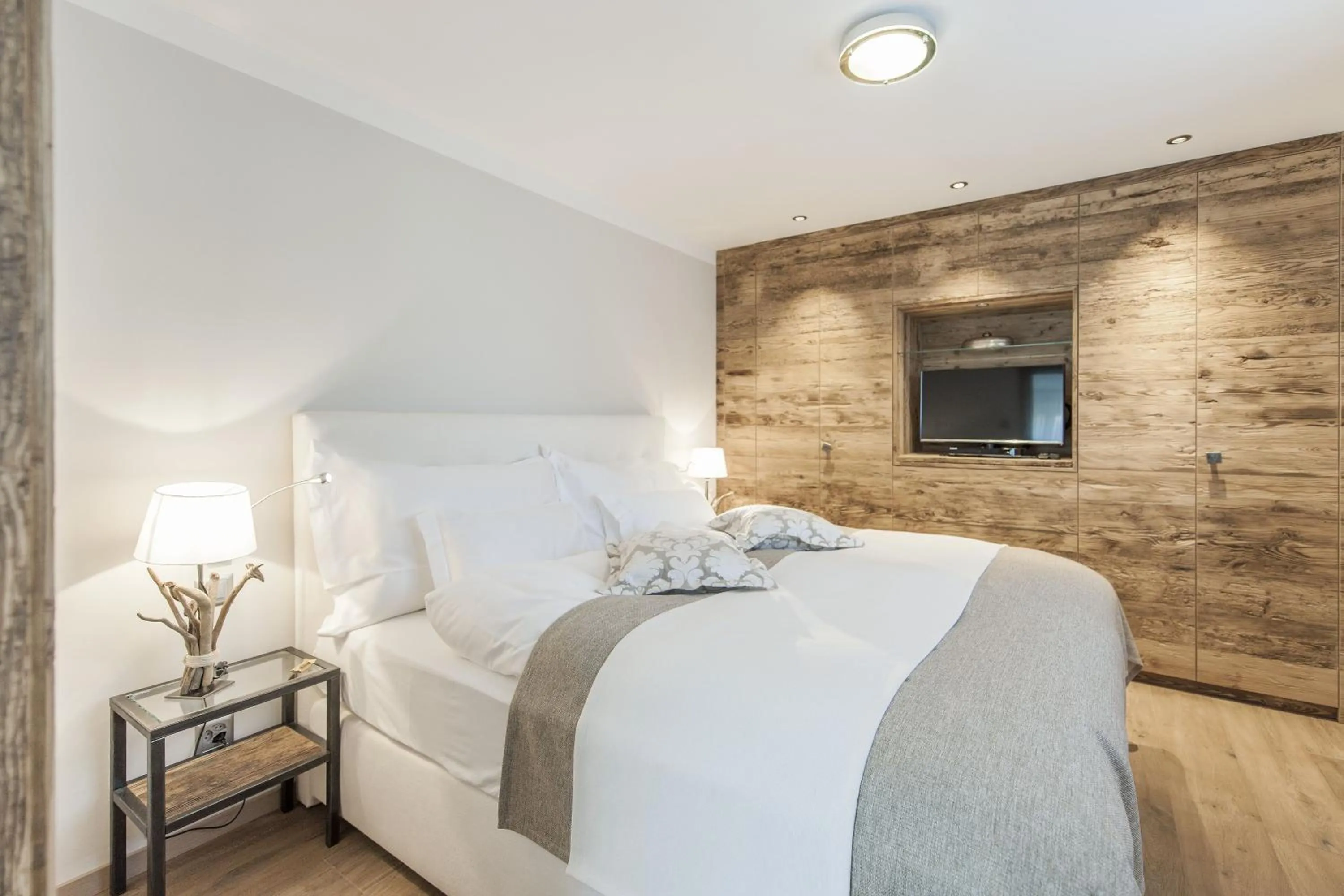 Bedroom, Bed in Hotelino Petit Chalet