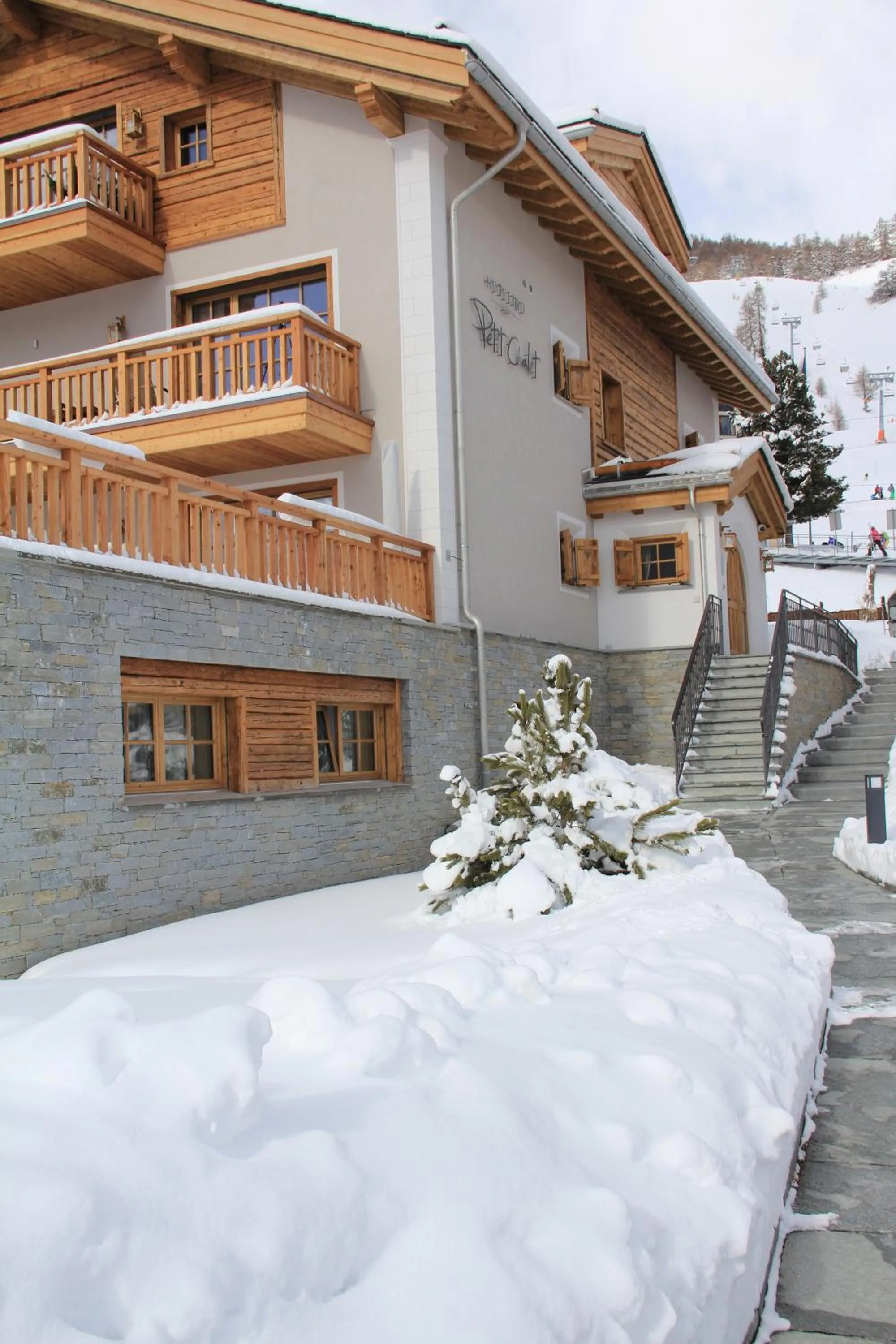 Facade/entrance in Hotelino Petit Chalet