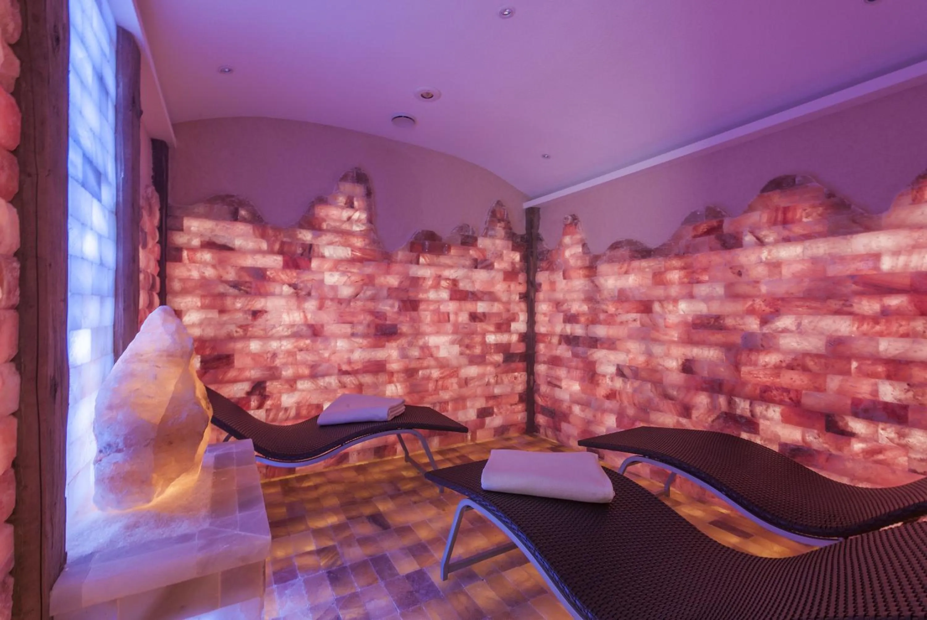 Spa and wellness centre/facilities in Hotelino Petit Chalet