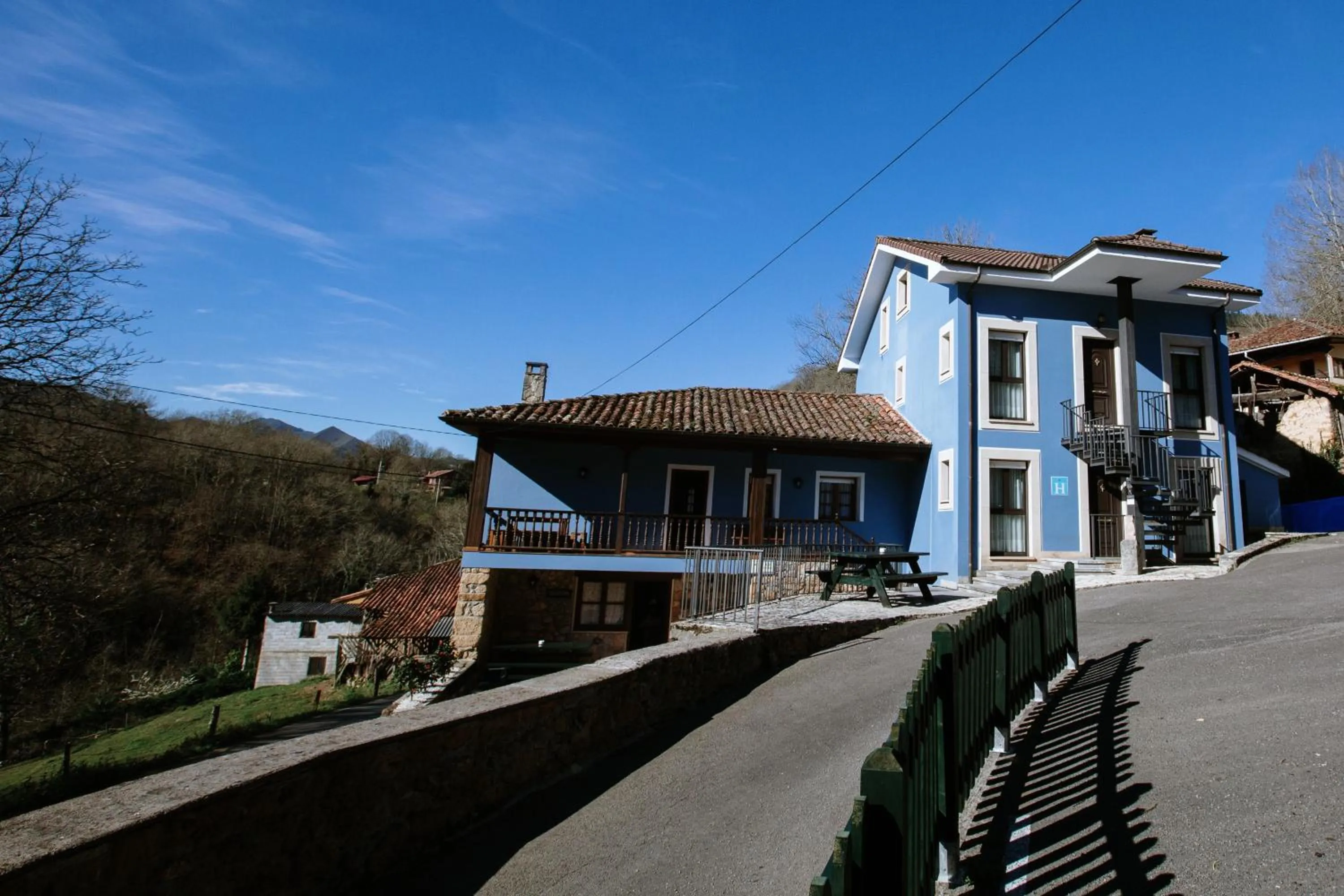 Property building in La Casona de Cardes