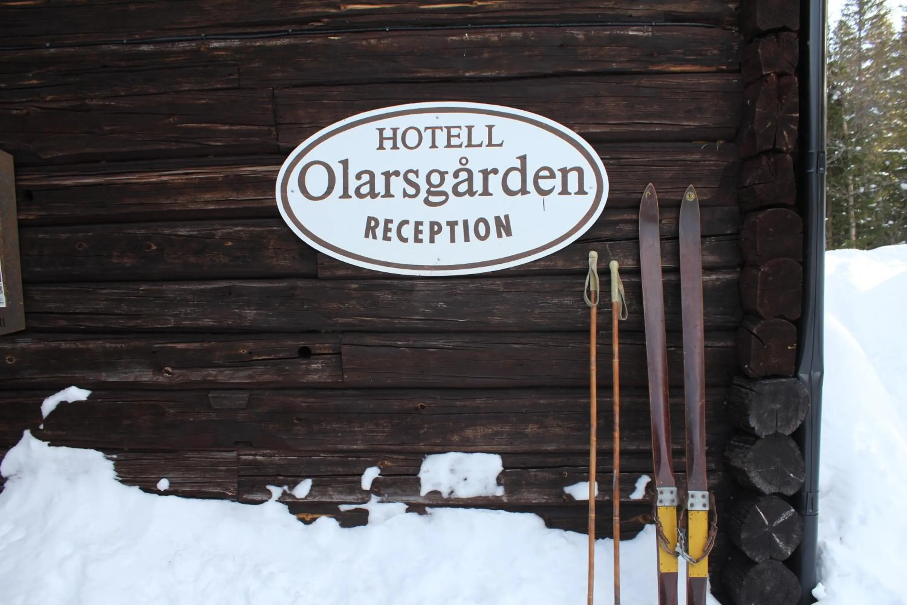 Facade/entrance in Olarsgården Hotell