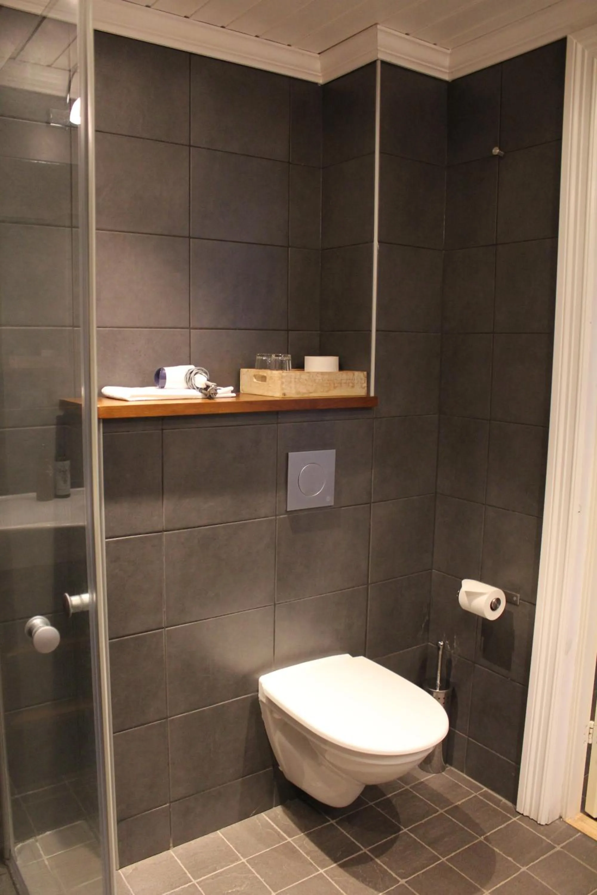 Bathroom in Olarsgården Hotell