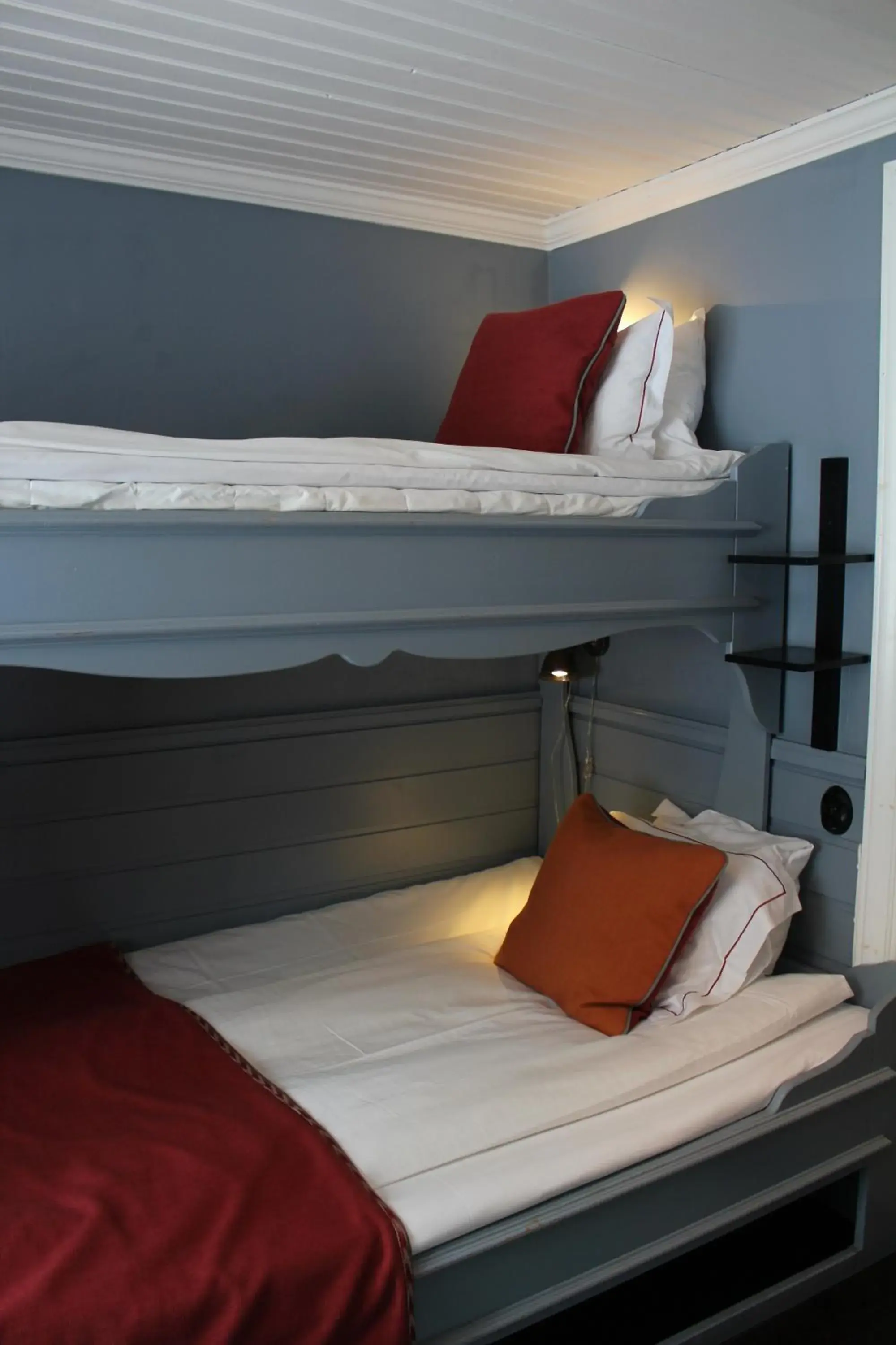 Small Twin Room with Bunk beds - single occupancy in Olarsgården Hotell Small Twin Room with Bunk beds - single occupancy in Olarsgården Hotell