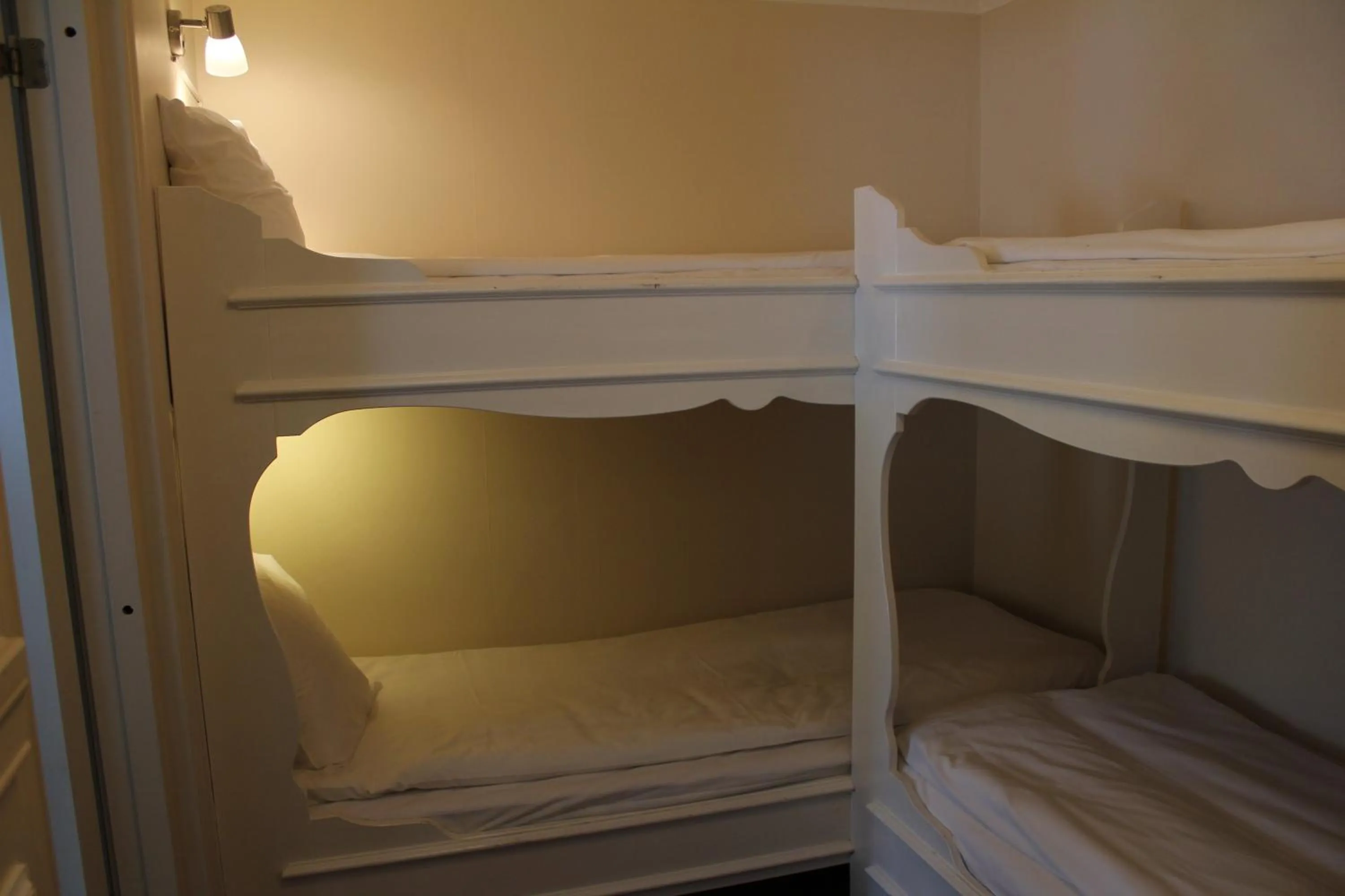 bunk bed, Bed in Olarsgården Hotell