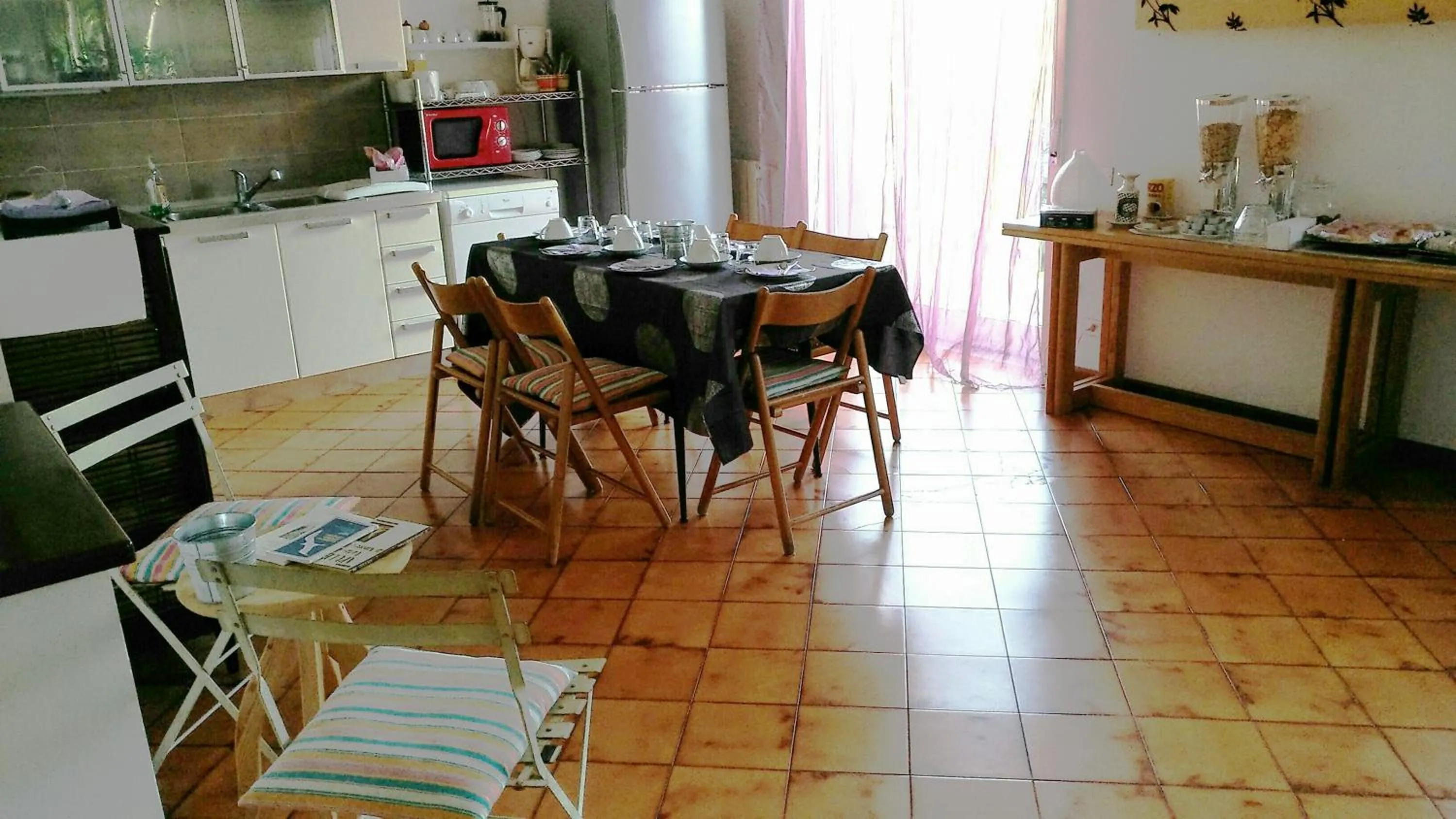 Communal kitchen in Massalargia