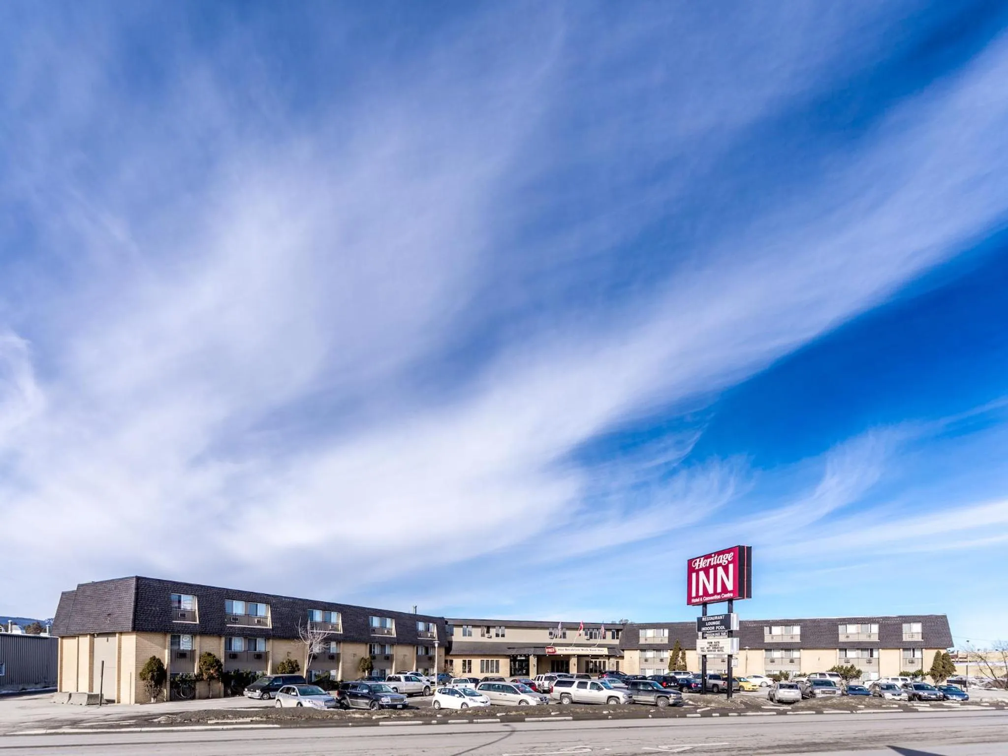 Property building in Heritage Inn Hotel & Convention Centre - Cranbrook