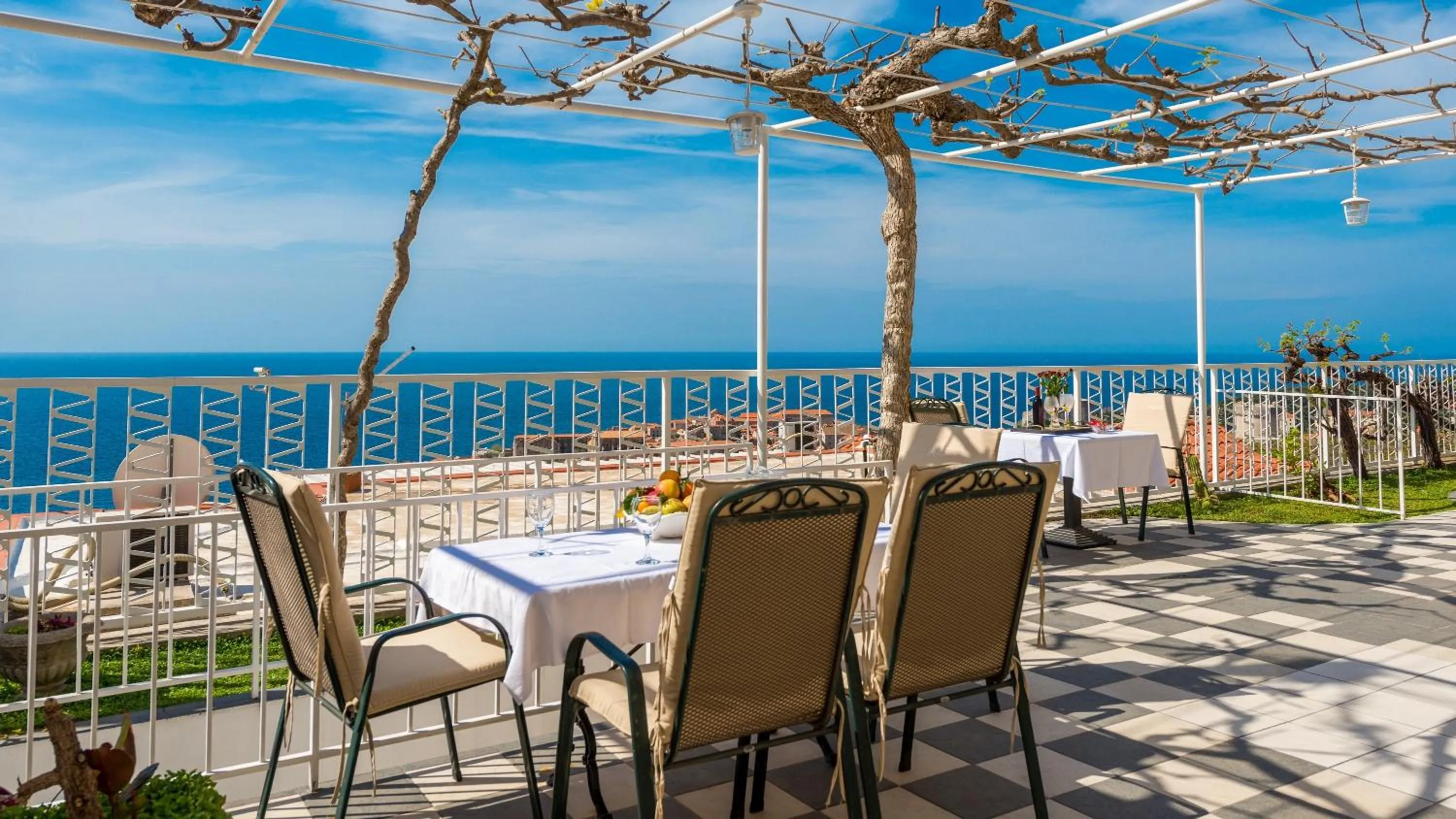 Balcony/Terrace in Apartments and Room Lora