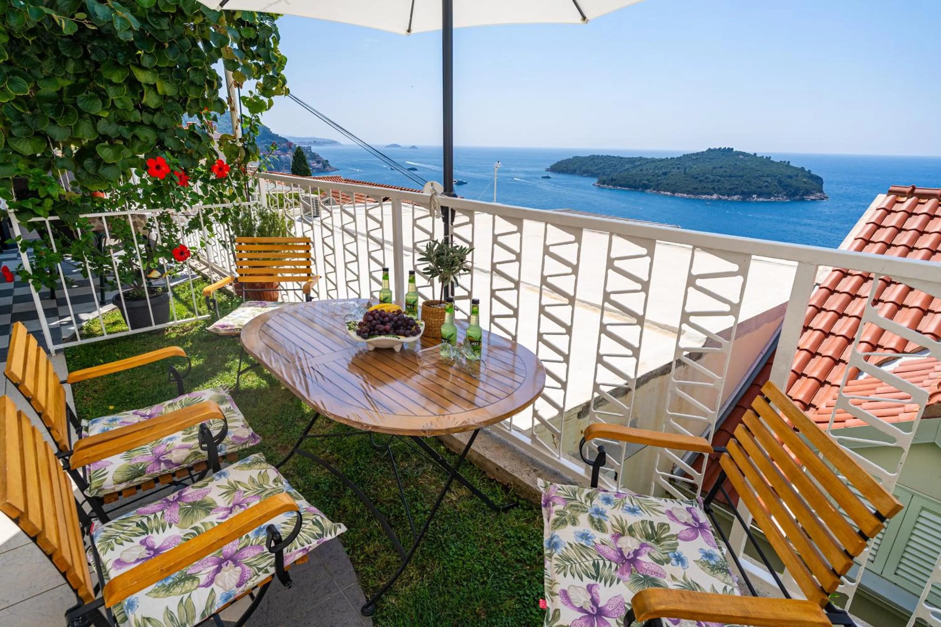 View (from property/room) in Apartments and Room Lora