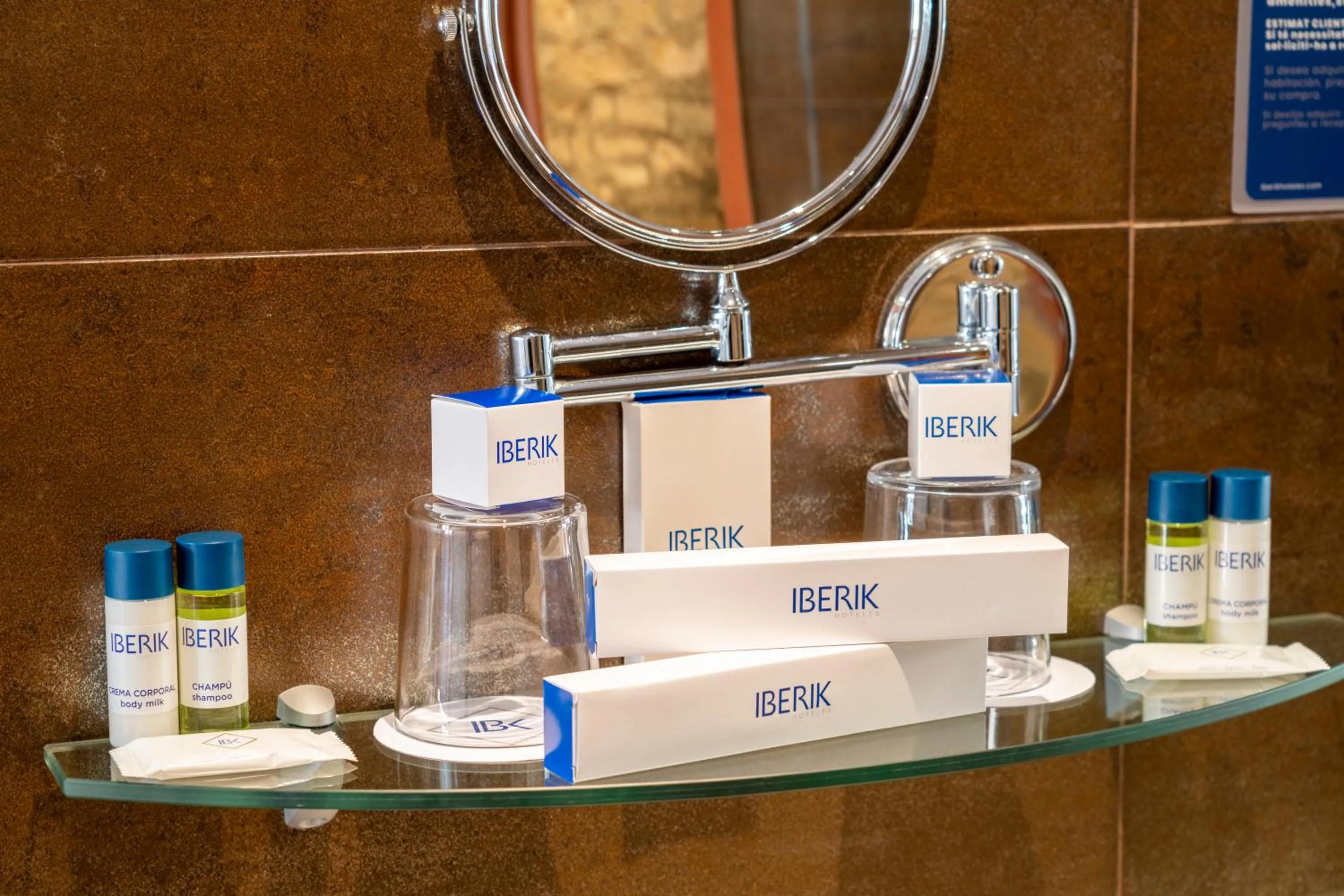 Bathroom in Iberik Rocallaura Balneari