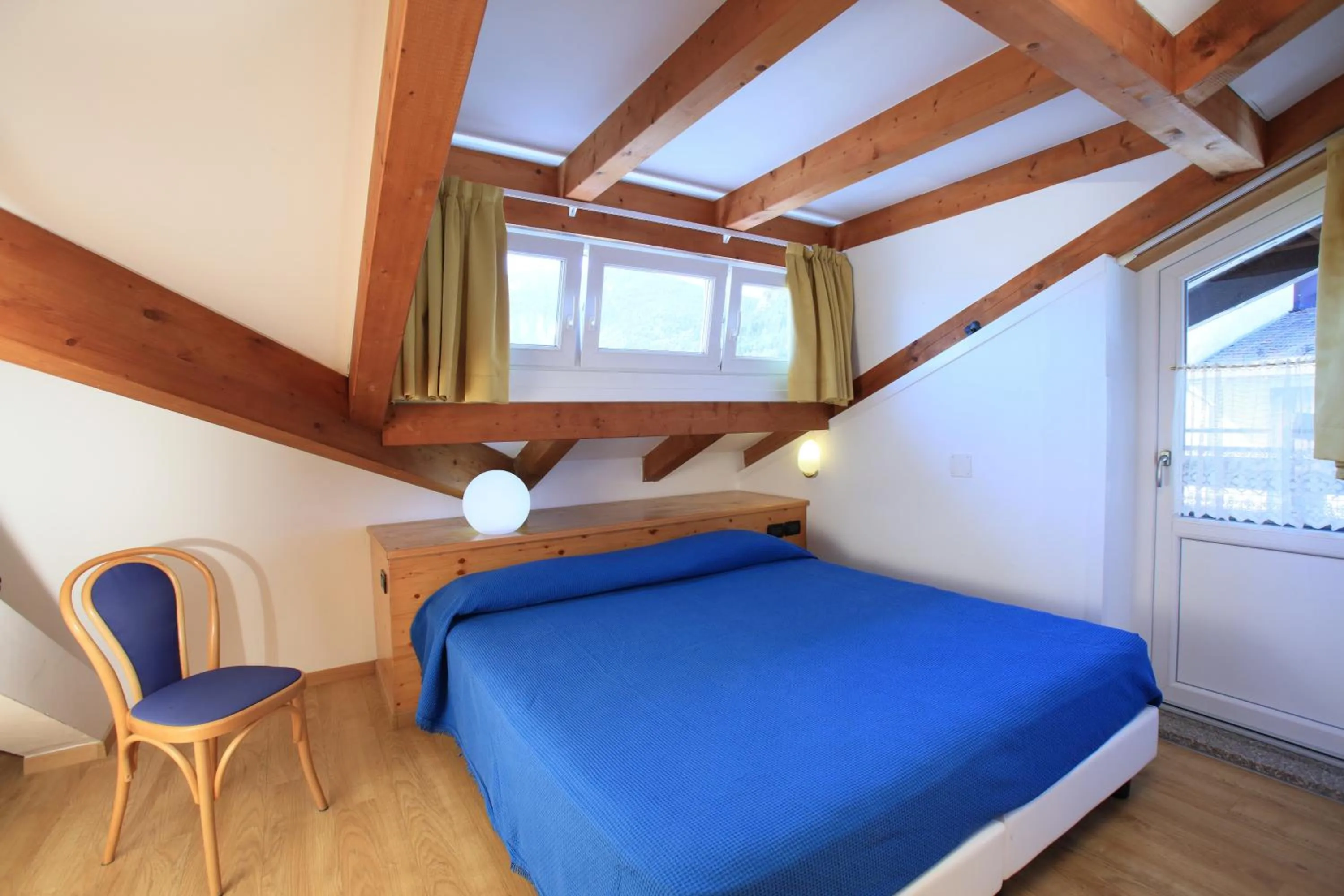 Bedroom, Bed in Hotel Stella Alpina