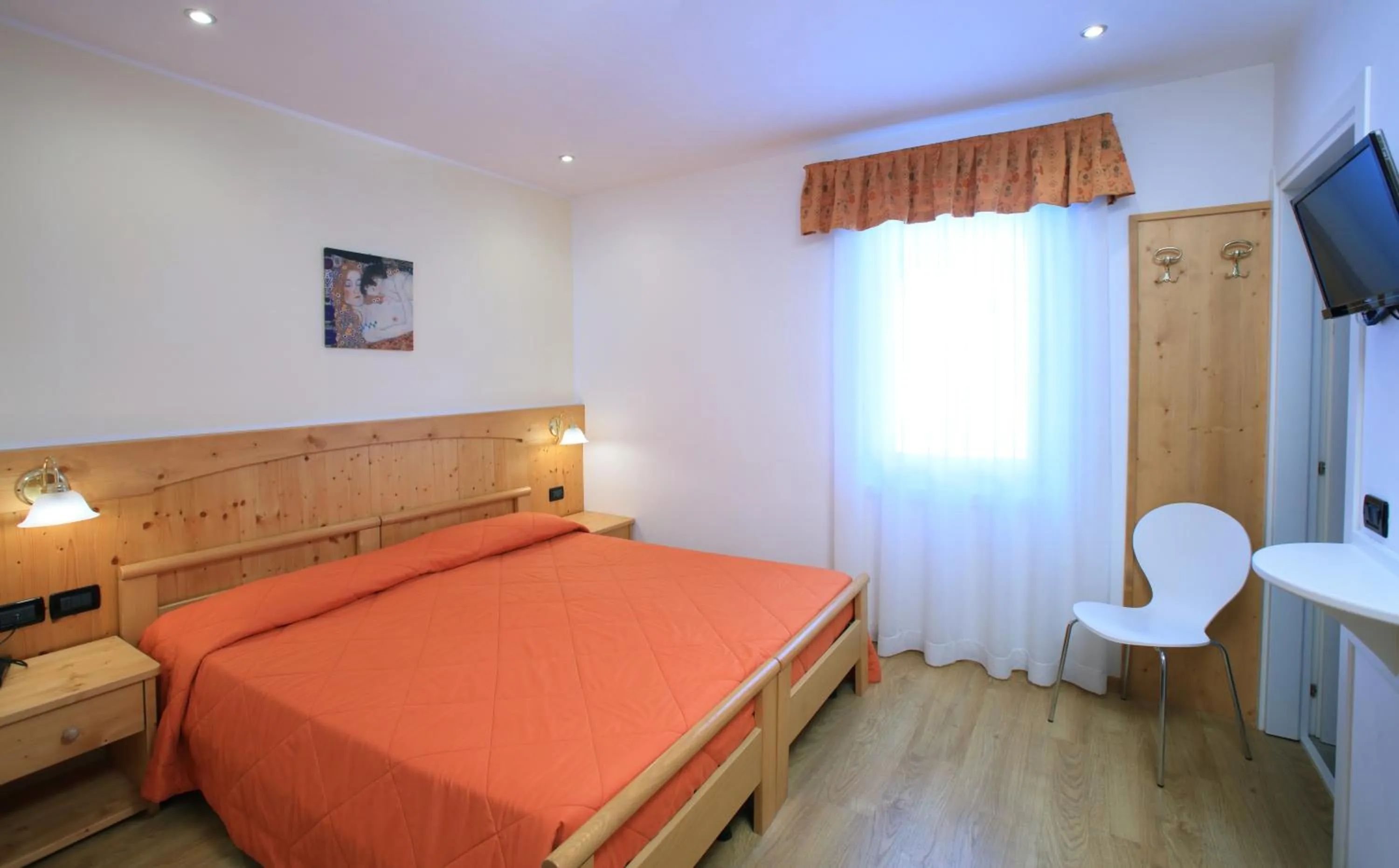 Bedroom, Bed in Hotel Stella Alpina