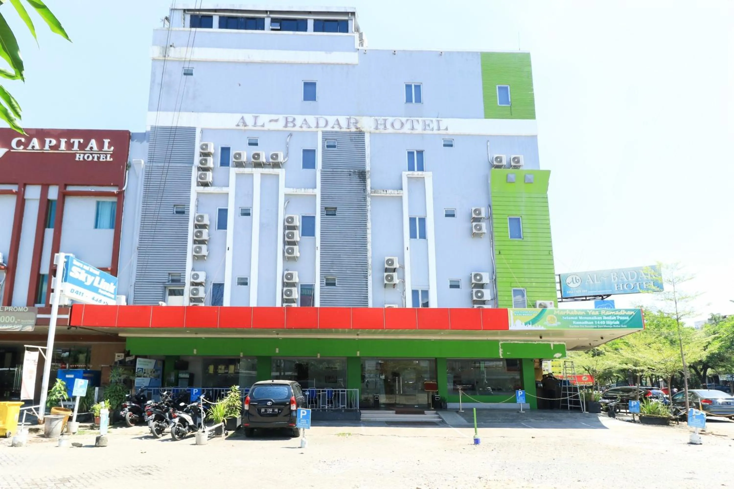 Property building in Al-Badar Hotel Syariah Makassar