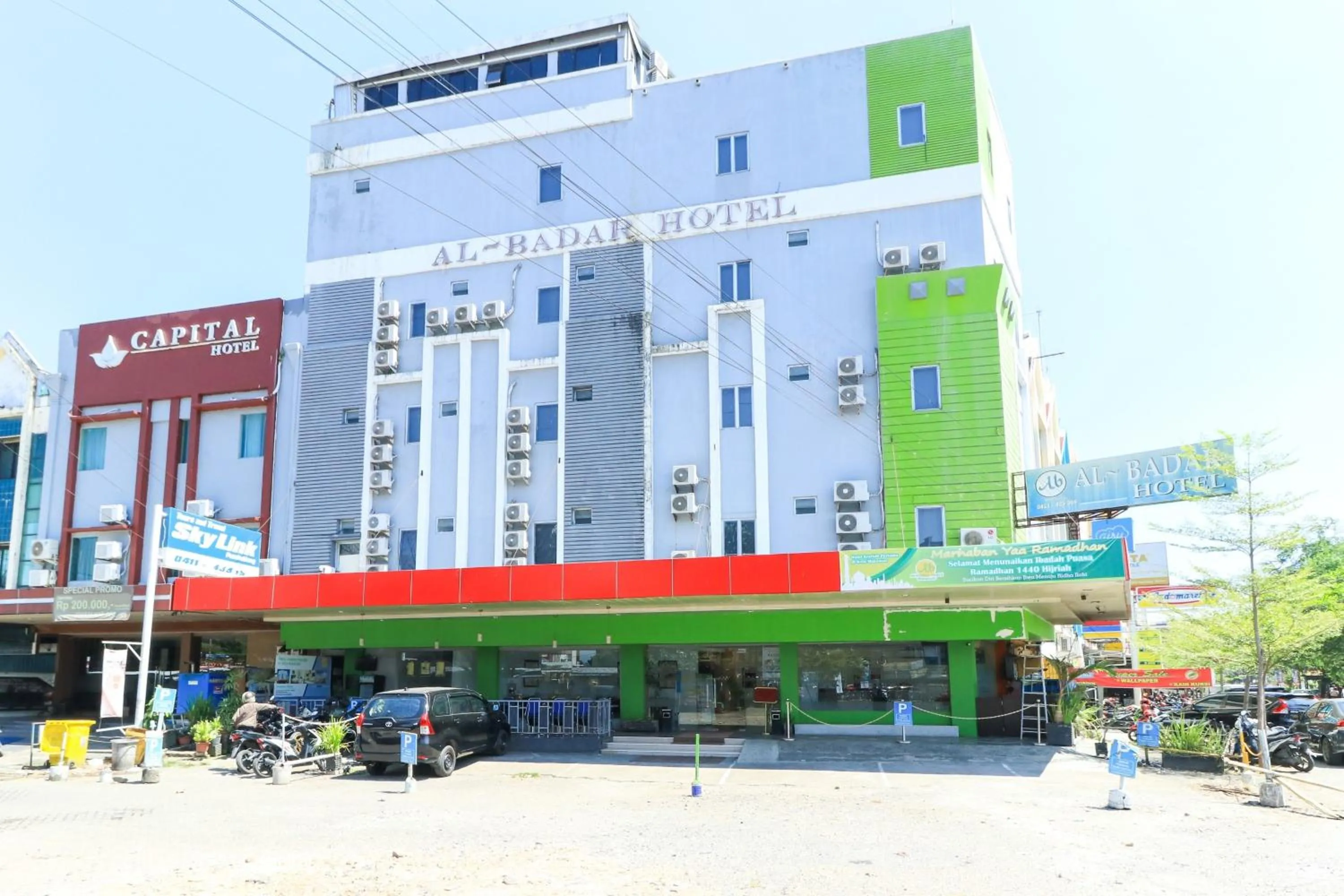 Property building in Al-Badar Hotel Syariah Makassar