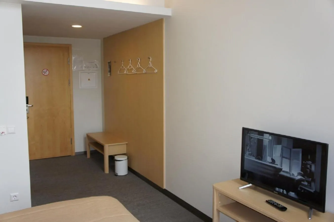 Photo of the whole room in Zaliasis slenis - Self check-in hotel - Free parking