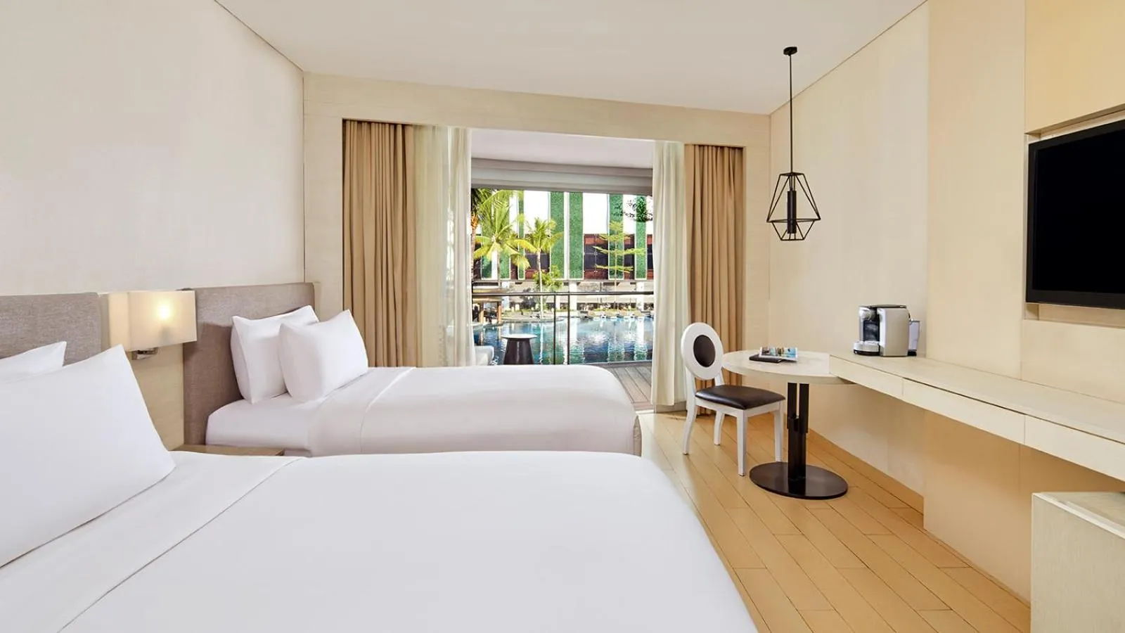 Bedroom, Bed in The Stones Hotel - Legian Bali