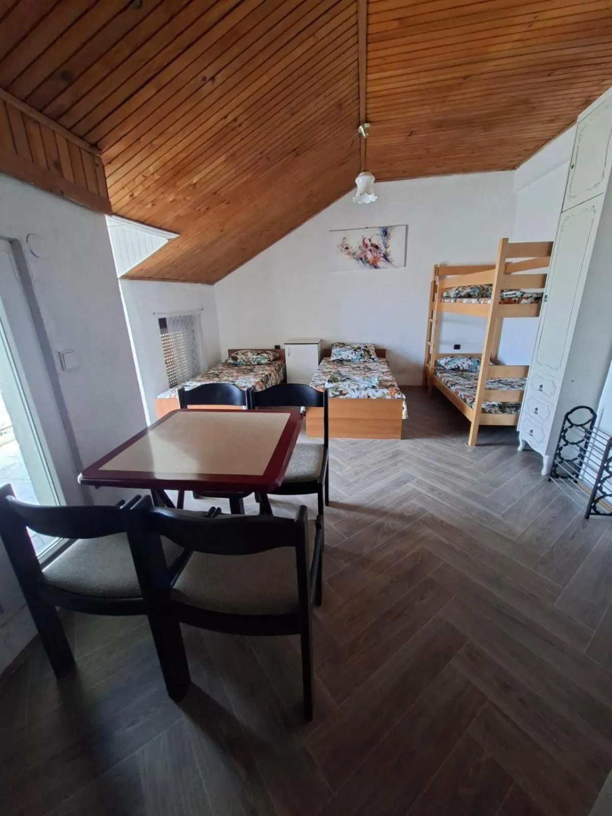 Hostel Valentin