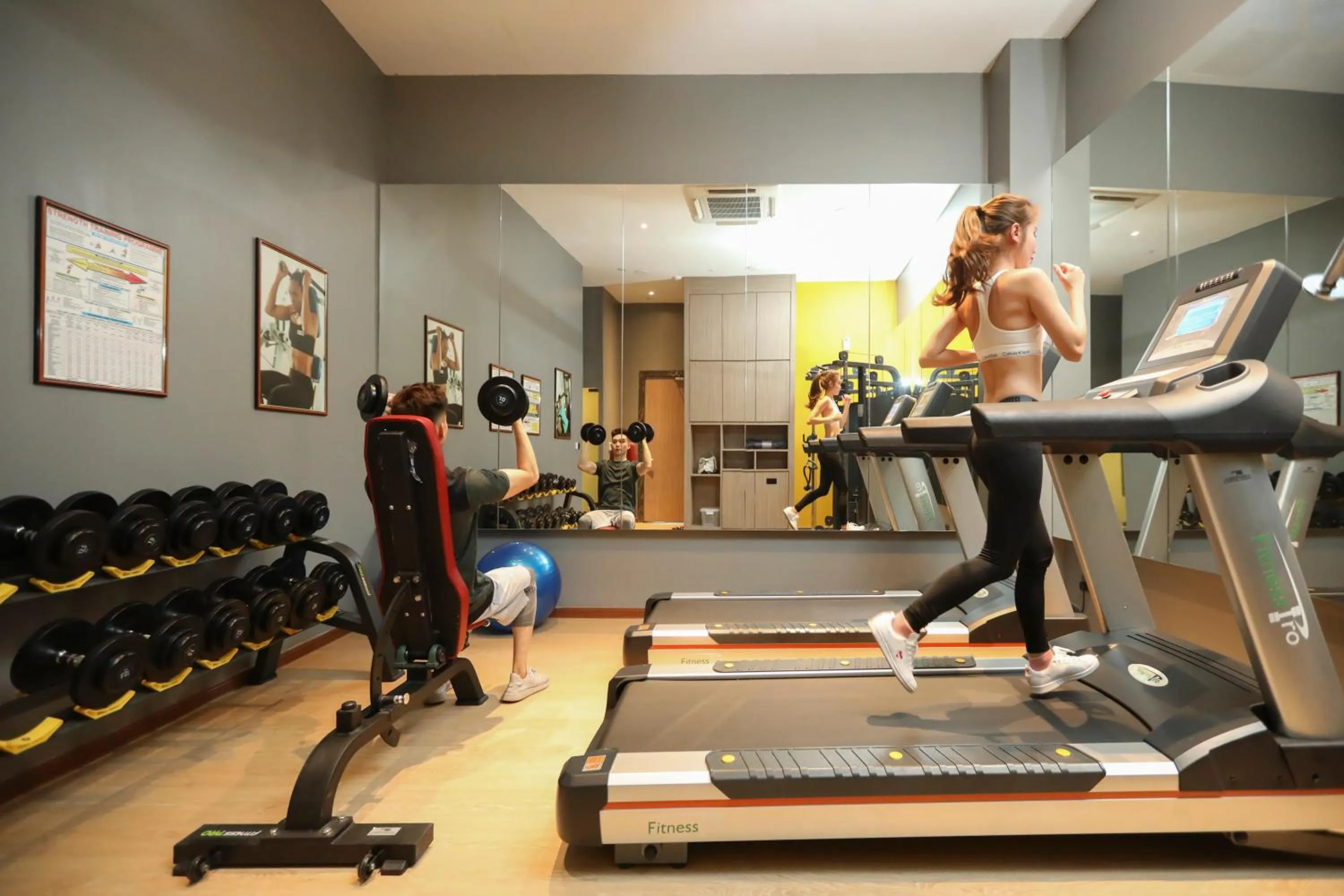 Fitness centre/facilities in Hompton Hotel by the Beach