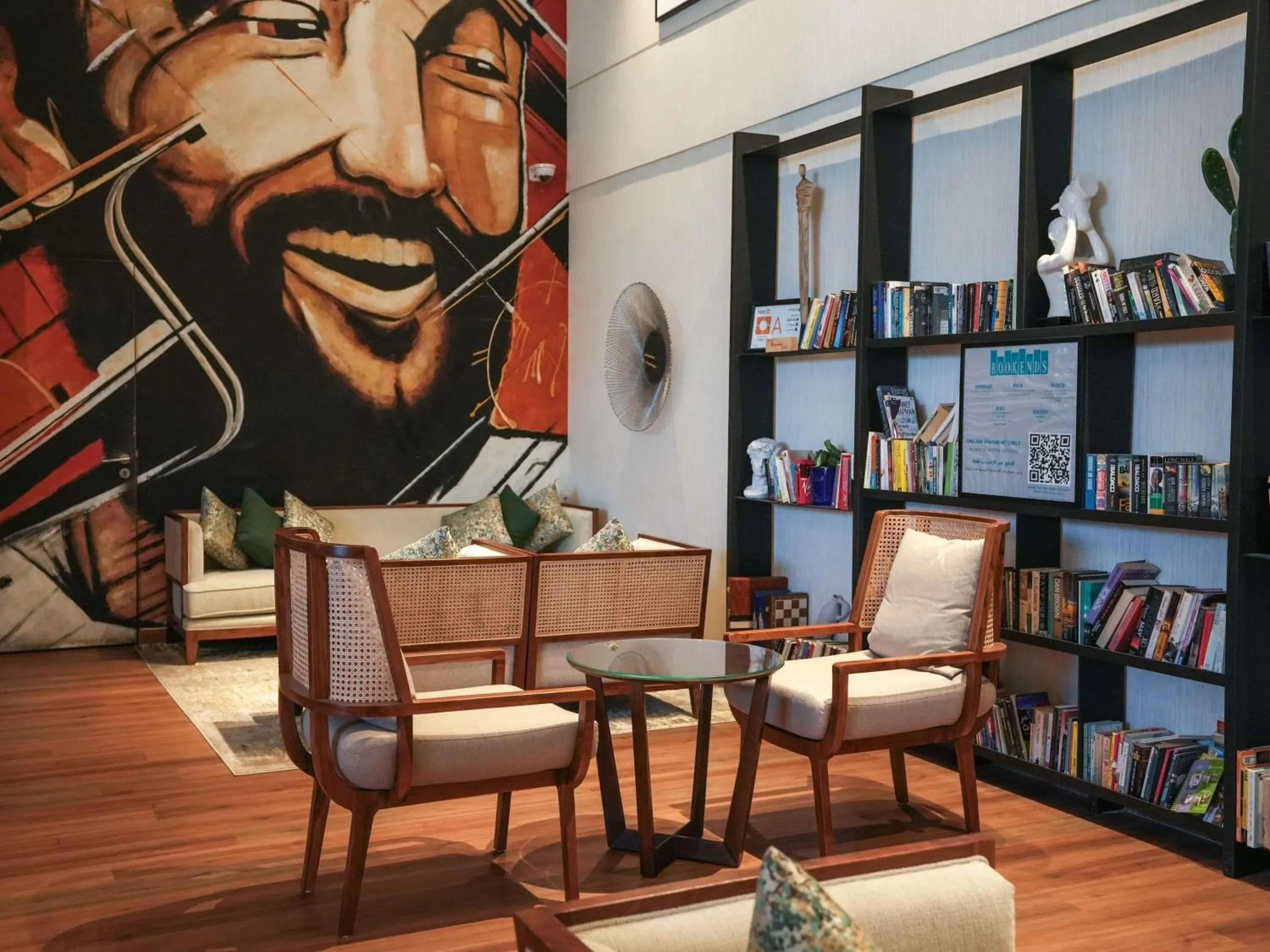 Restaurant/places to eat in Novotel Abu Dhabi Gate