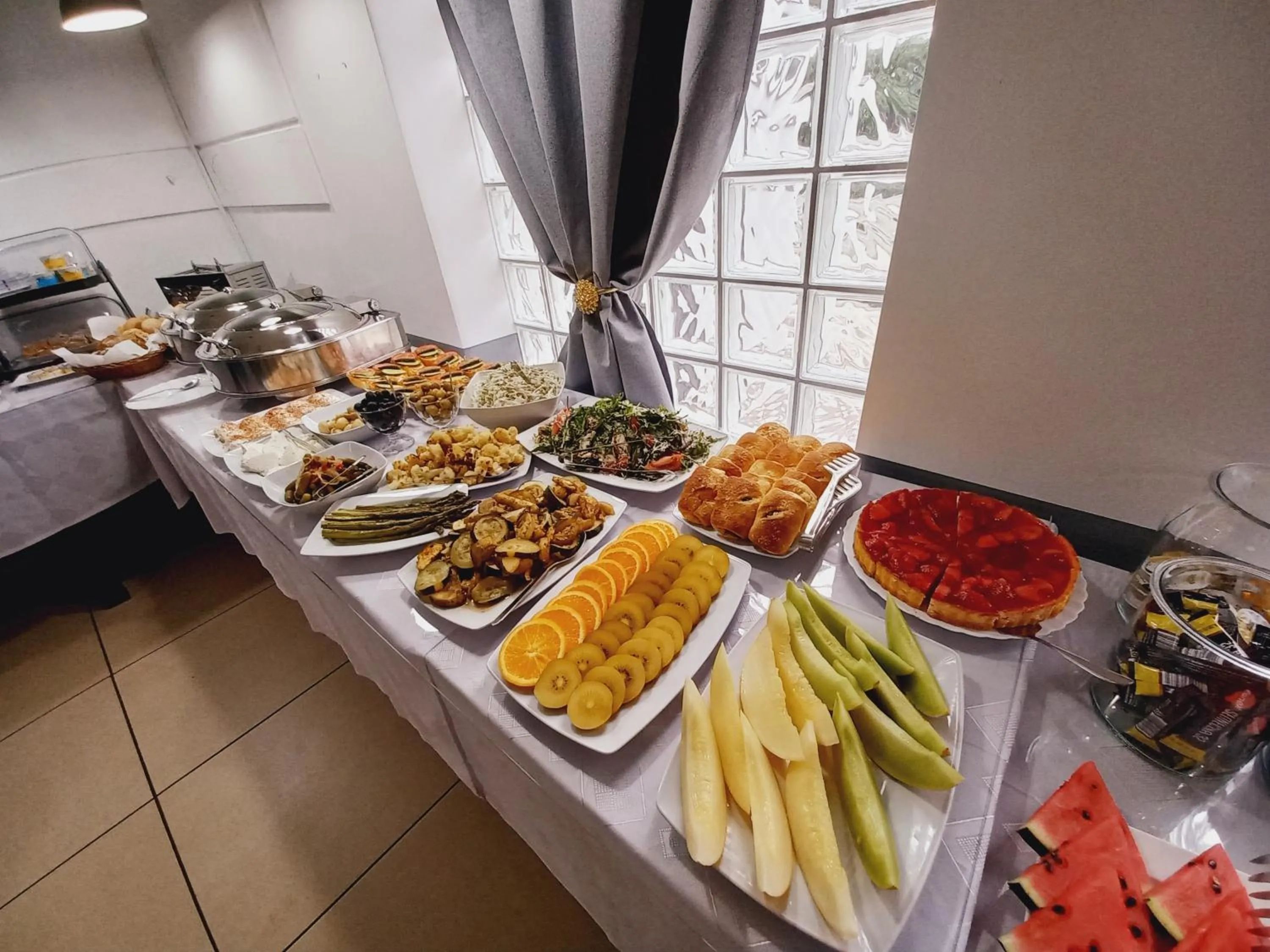 Pensjonat Plażowy Boss z Restauracją 50 metrów od Morza