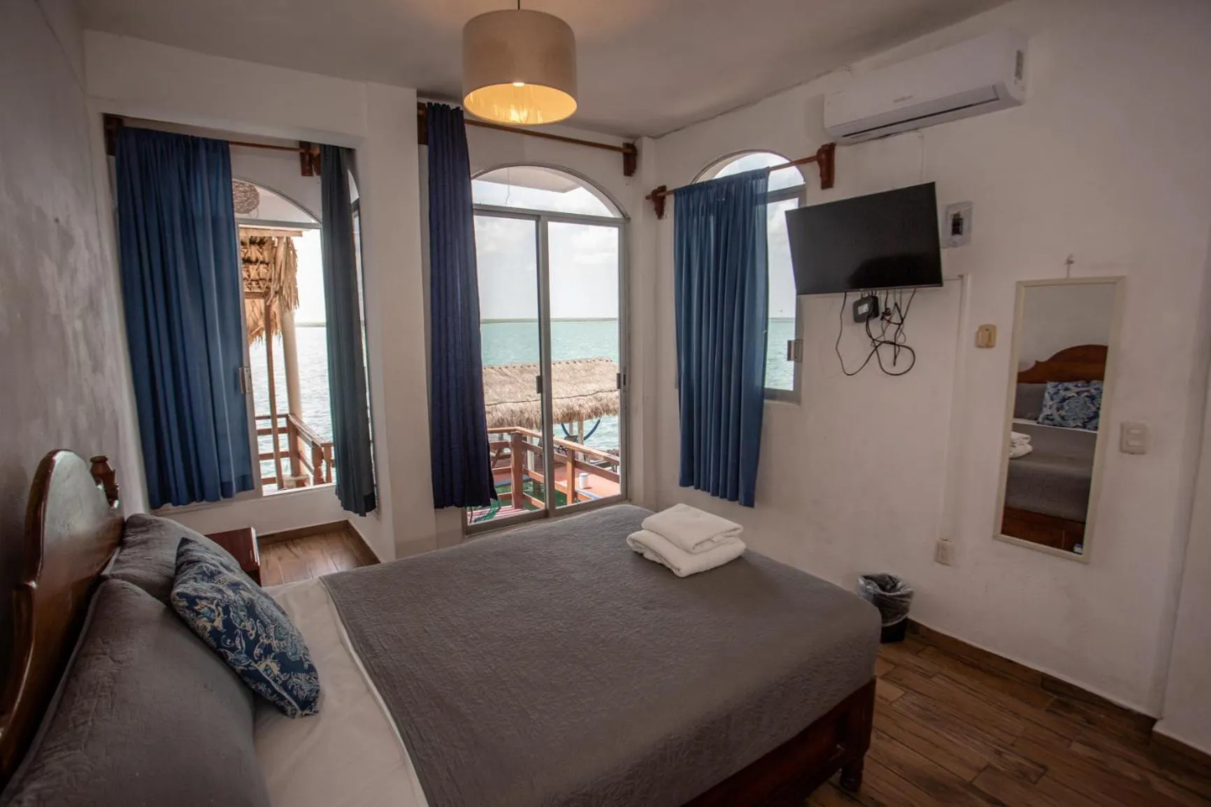 Photo of the whole room, Bed in Seven Blue House Village & Lodge