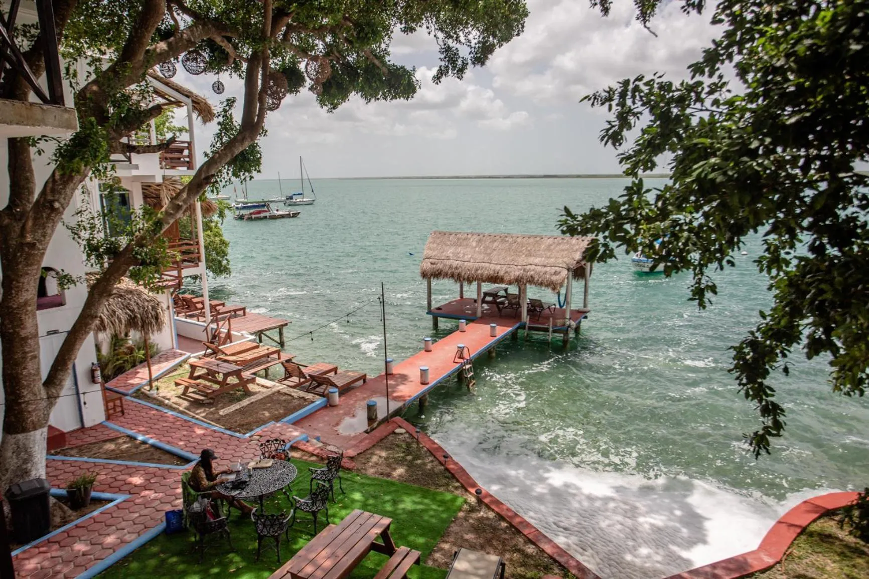 Day in Seven Blue House Village & Lodge