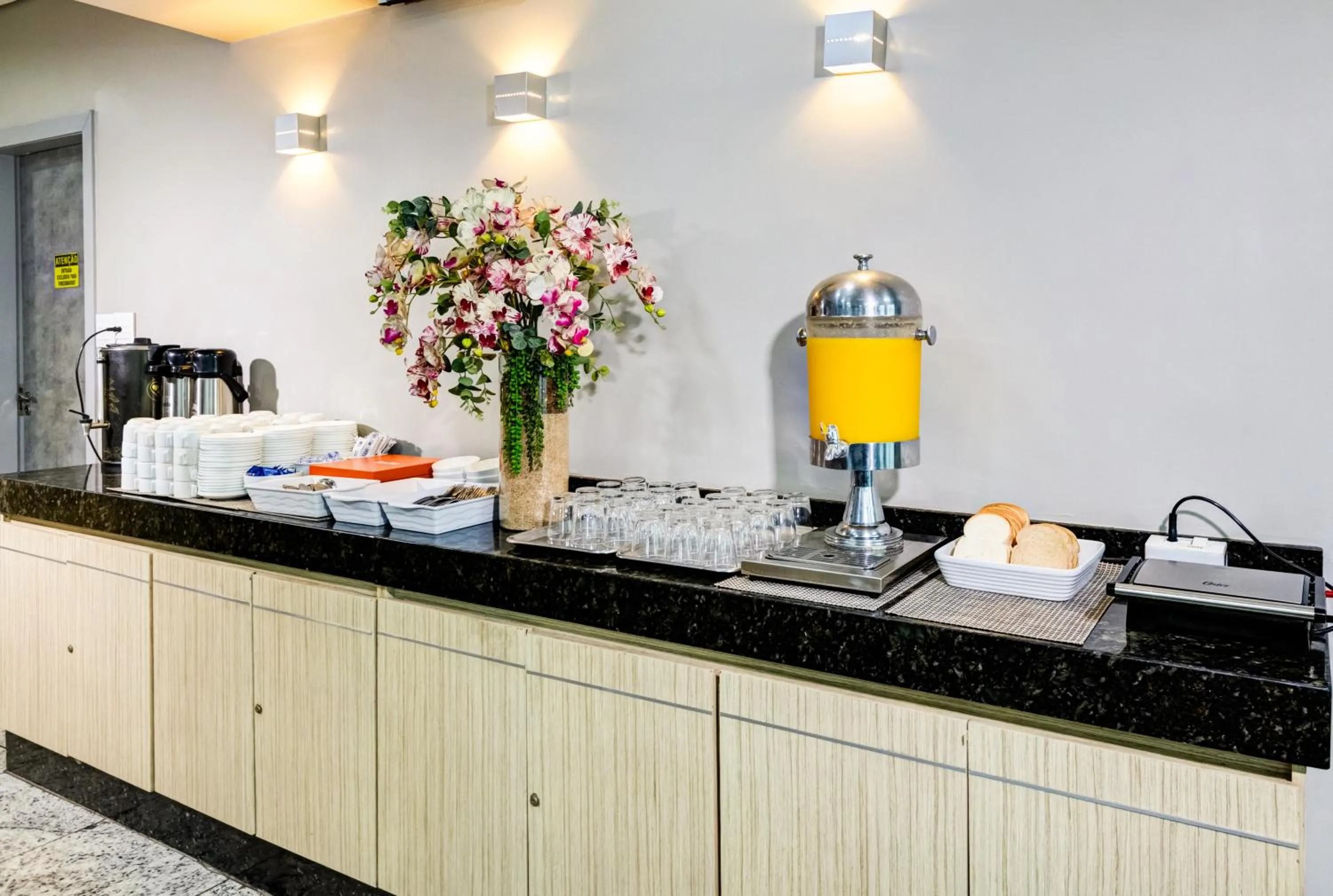 Breakfast in BH Jaraguá Hotel