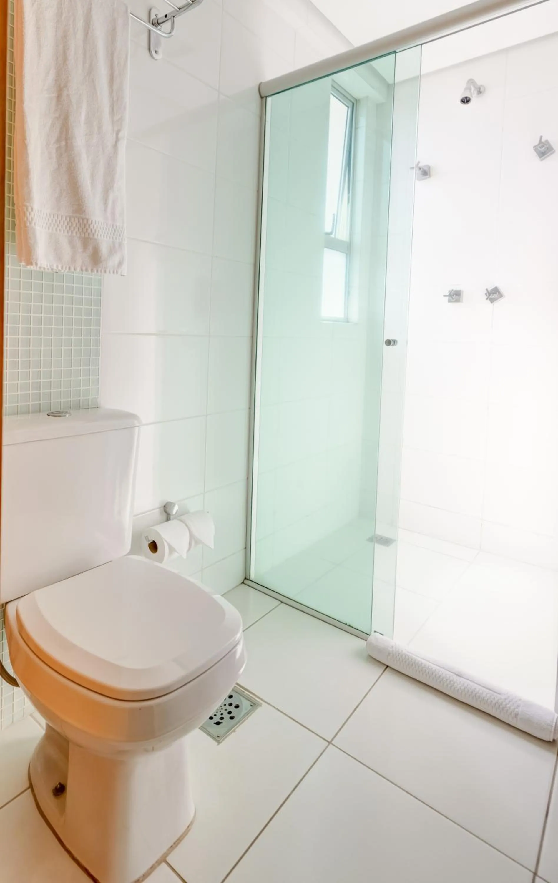 Bathroom in BH Jaraguá Hotel