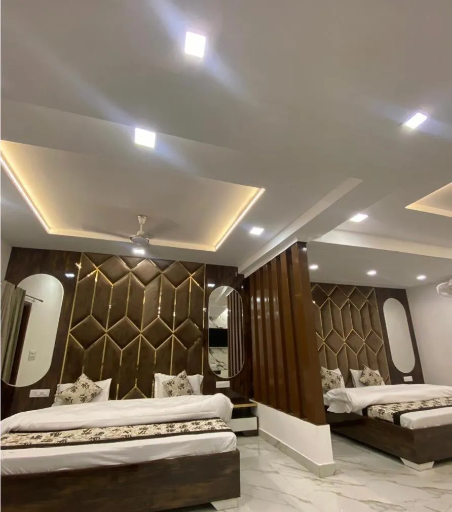 Bed in Hotel Seeta Since 1965
