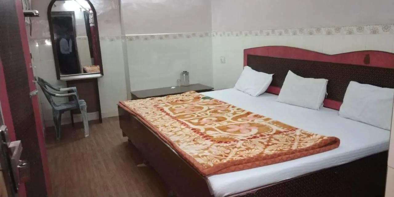Bed in Hotel Seeta Since 1965