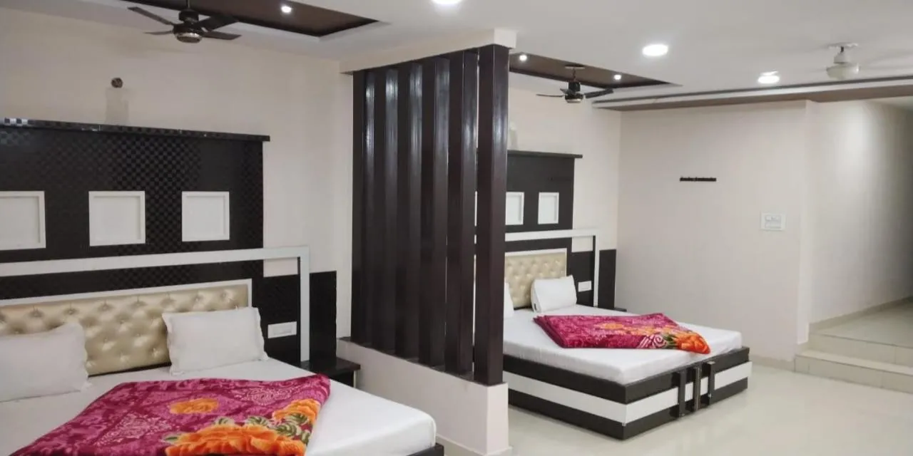 Bed in Hotel Seeta Since 1965