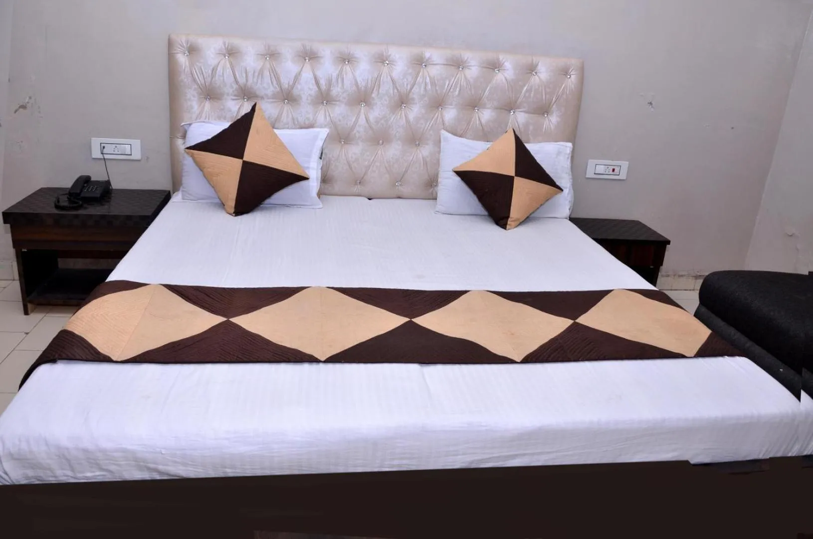Bed in Hotel Seeta Since 1965