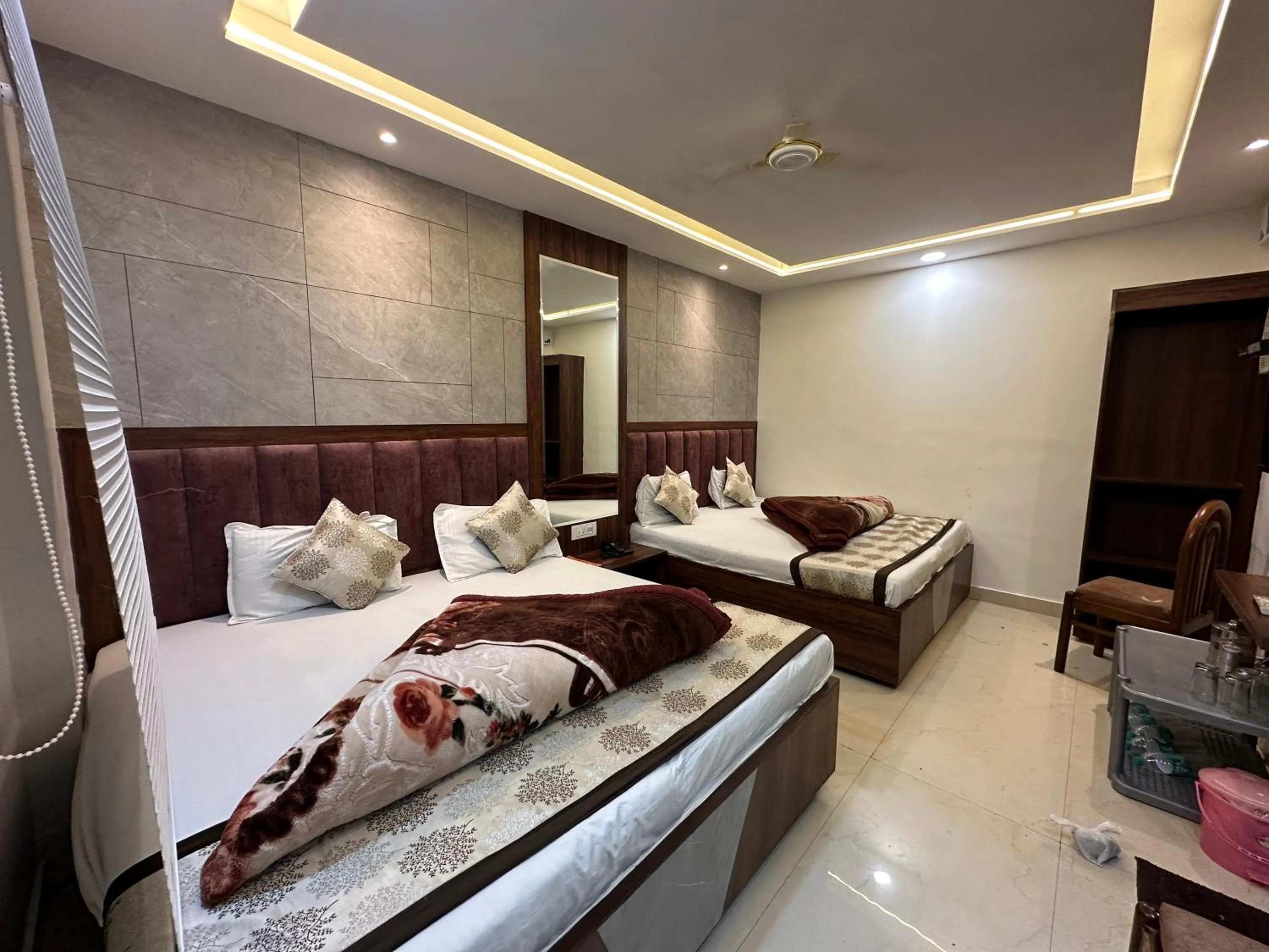 Bed in Hotel Seeta Since 1965