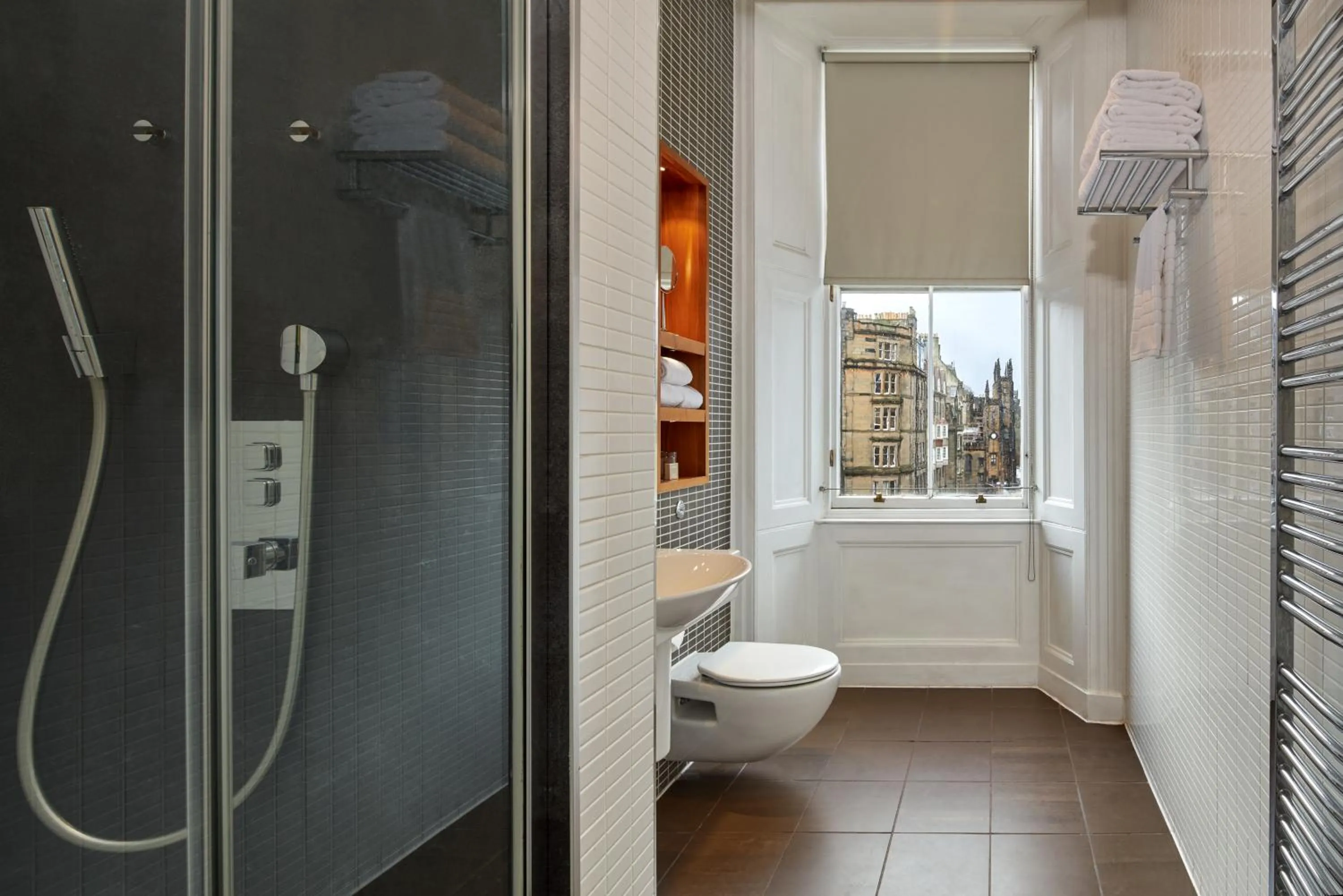 Bathroom in Fraser Suites Edinburgh