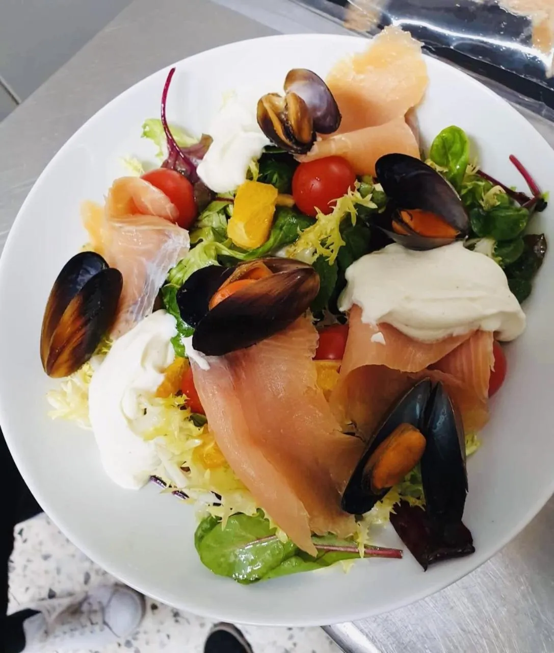 Lunch in Hôtel-Restaurant Le Blueberry