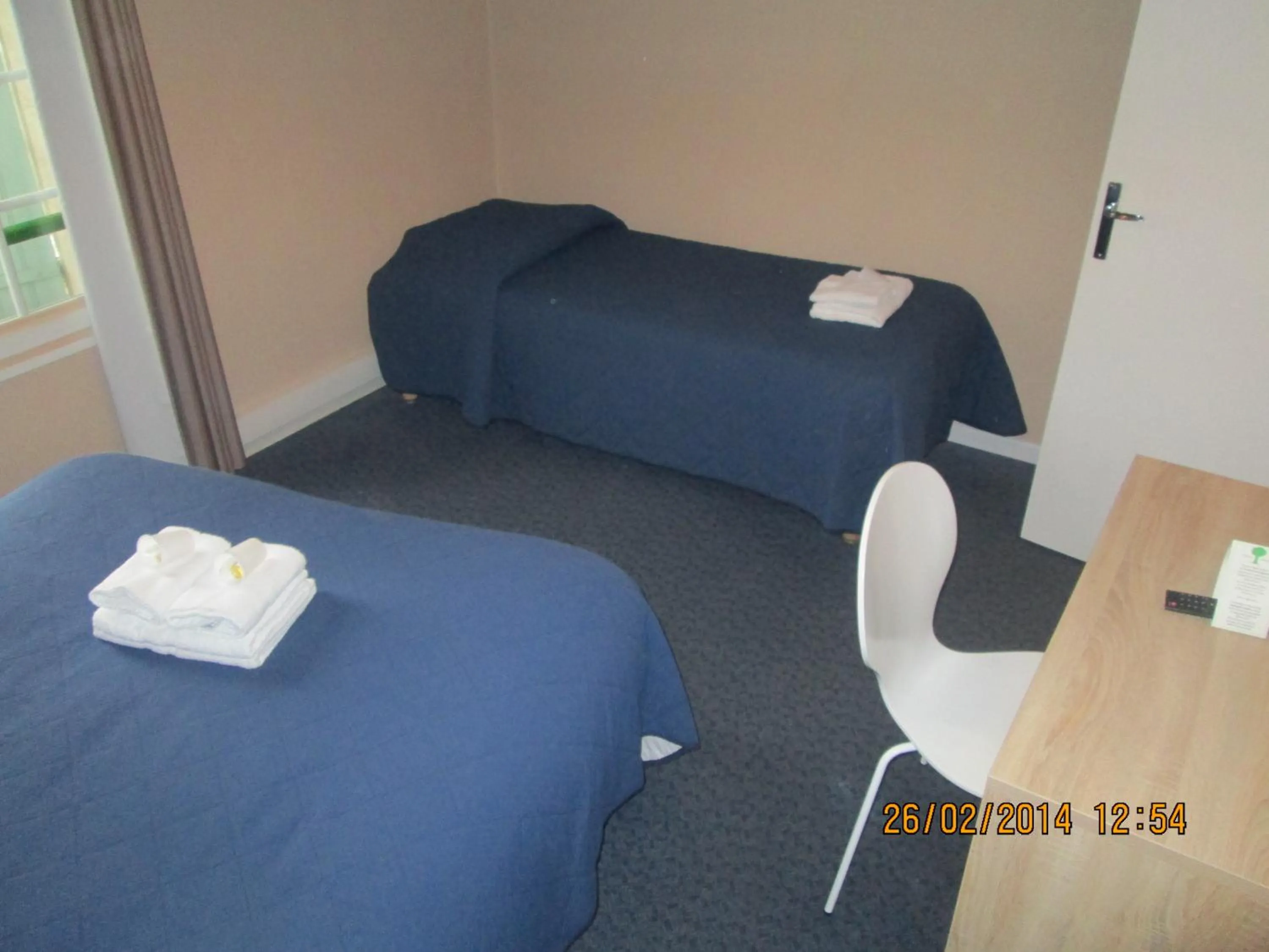 Bedroom, Bed in Hôtel-Restaurant Le Blueberry