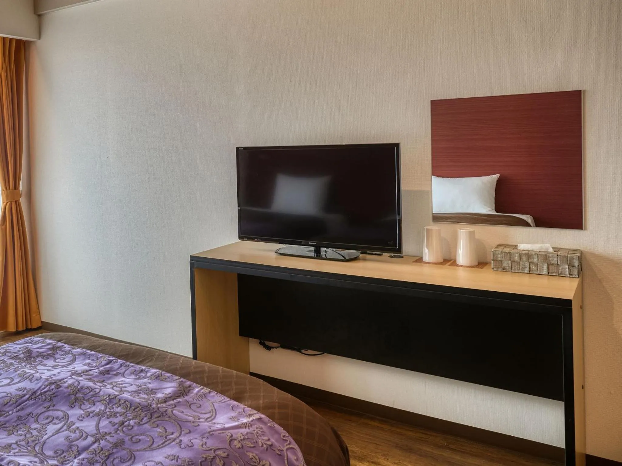 TV and multimedia, Bed in ミチ旅ホテル 読谷