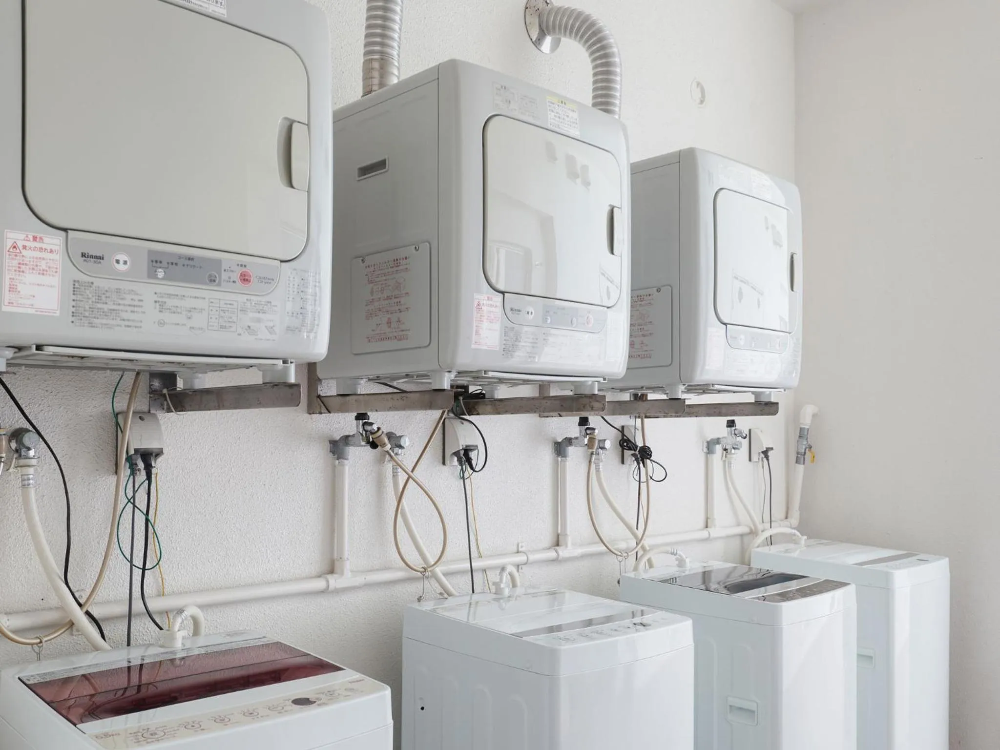 washing machine in ミチ旅ホテル 読谷