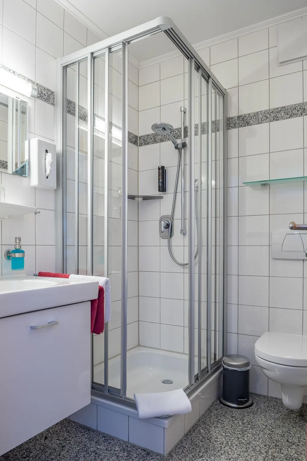 Bathroom in Hotel Neuer am See