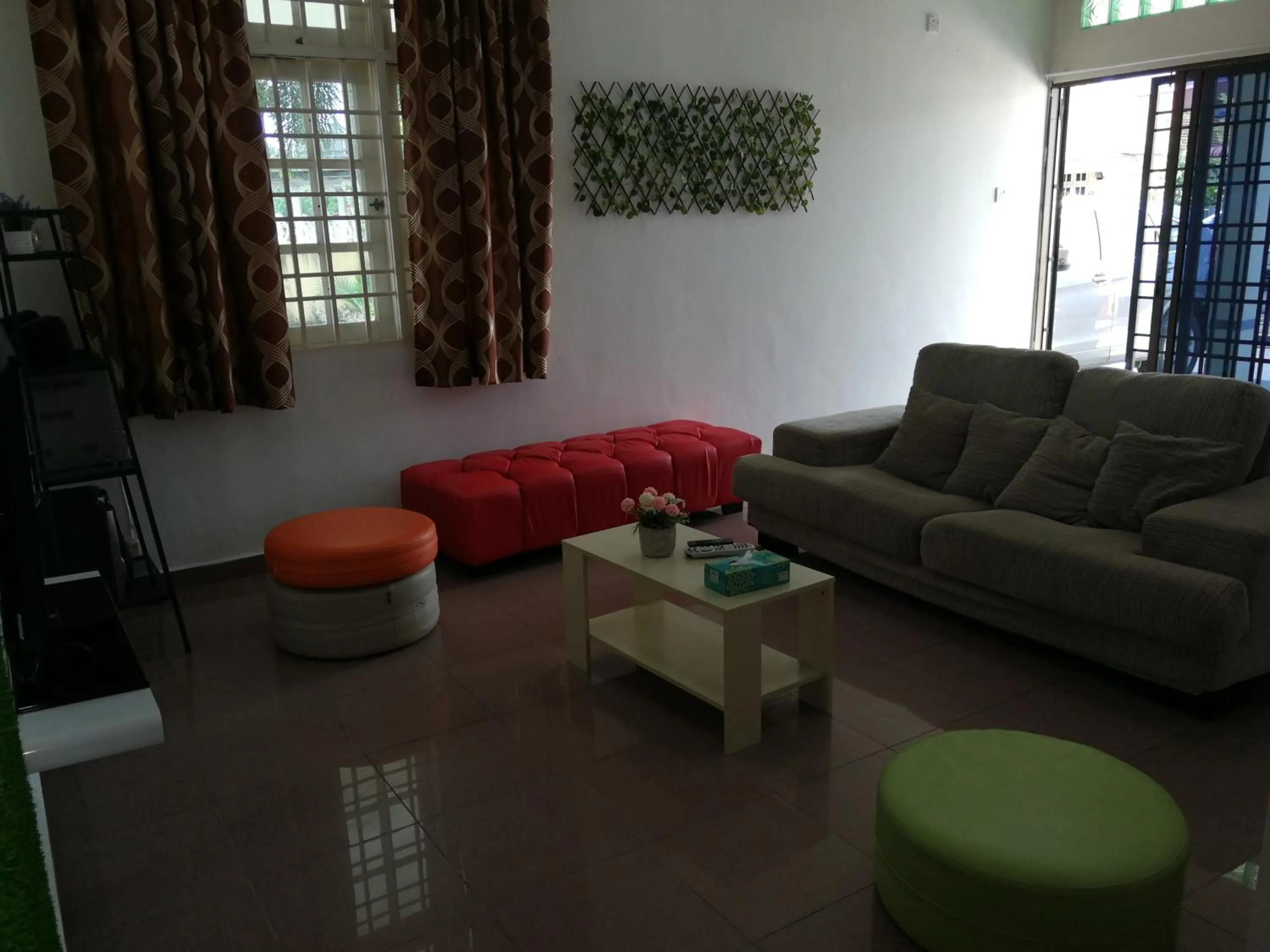 Living room in The Garden Vacation Home