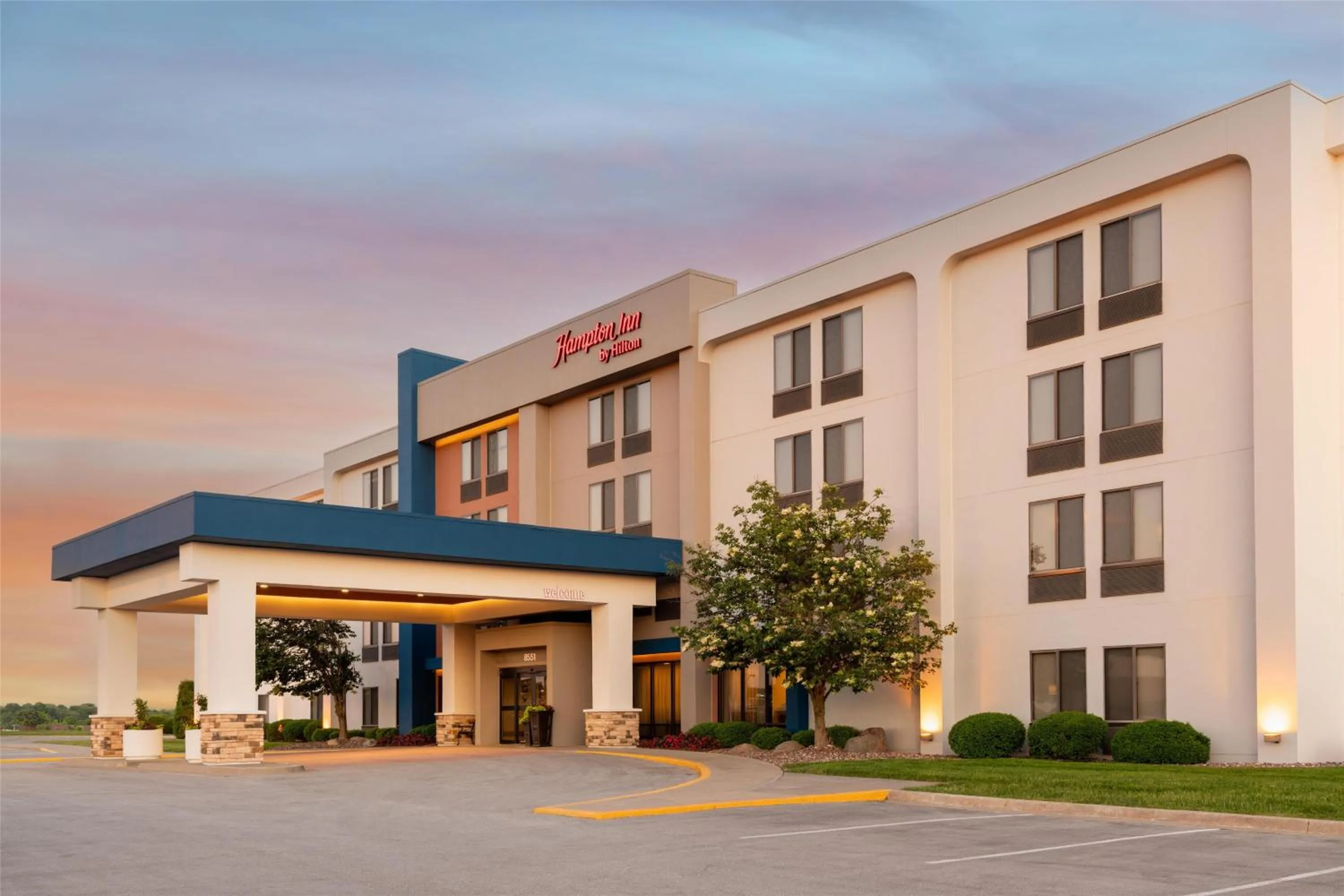 Property building in Hampton Inn Kansas City Liberty