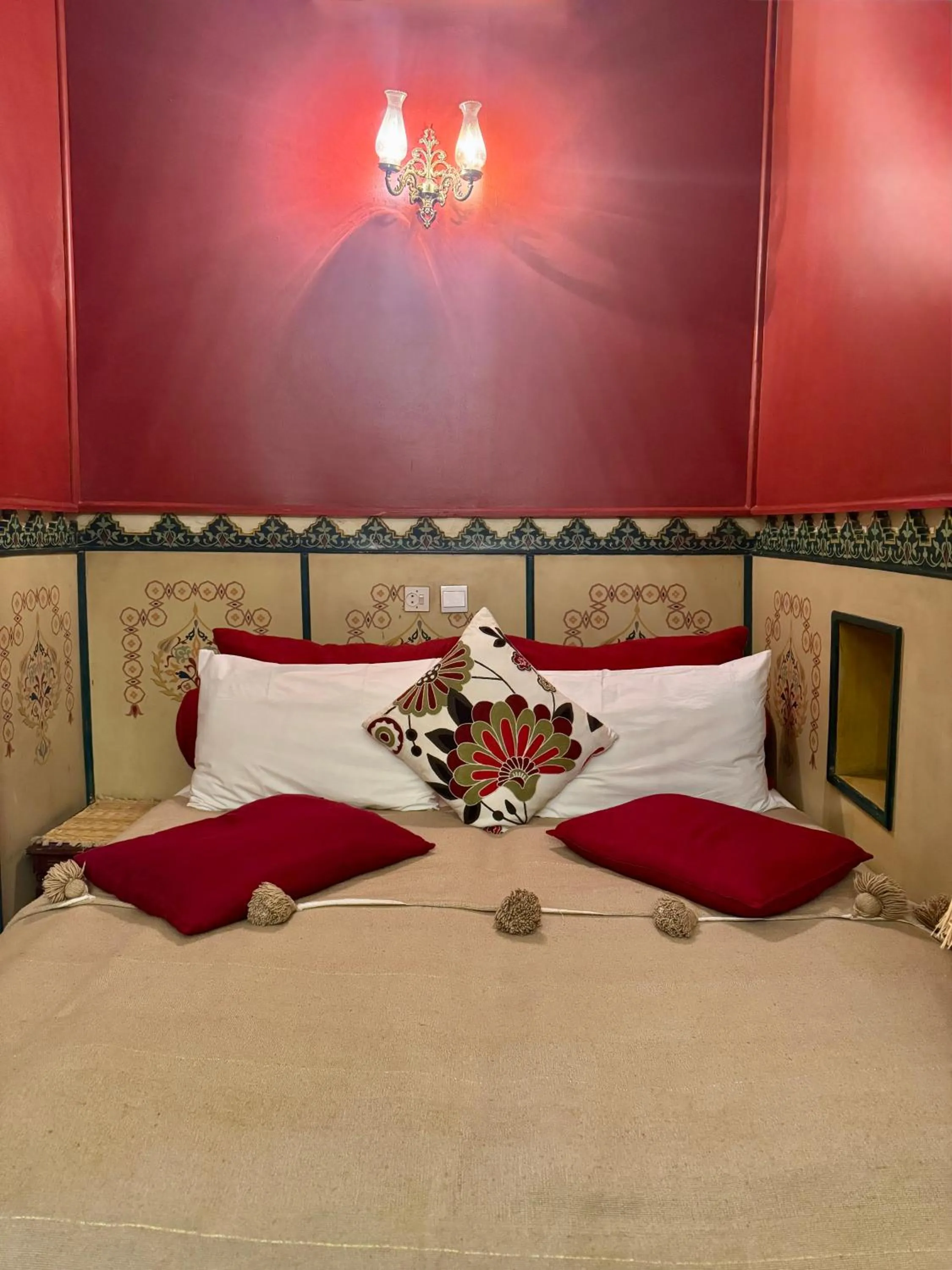 Bedroom, Bed in Riad Hotel Sherazade
