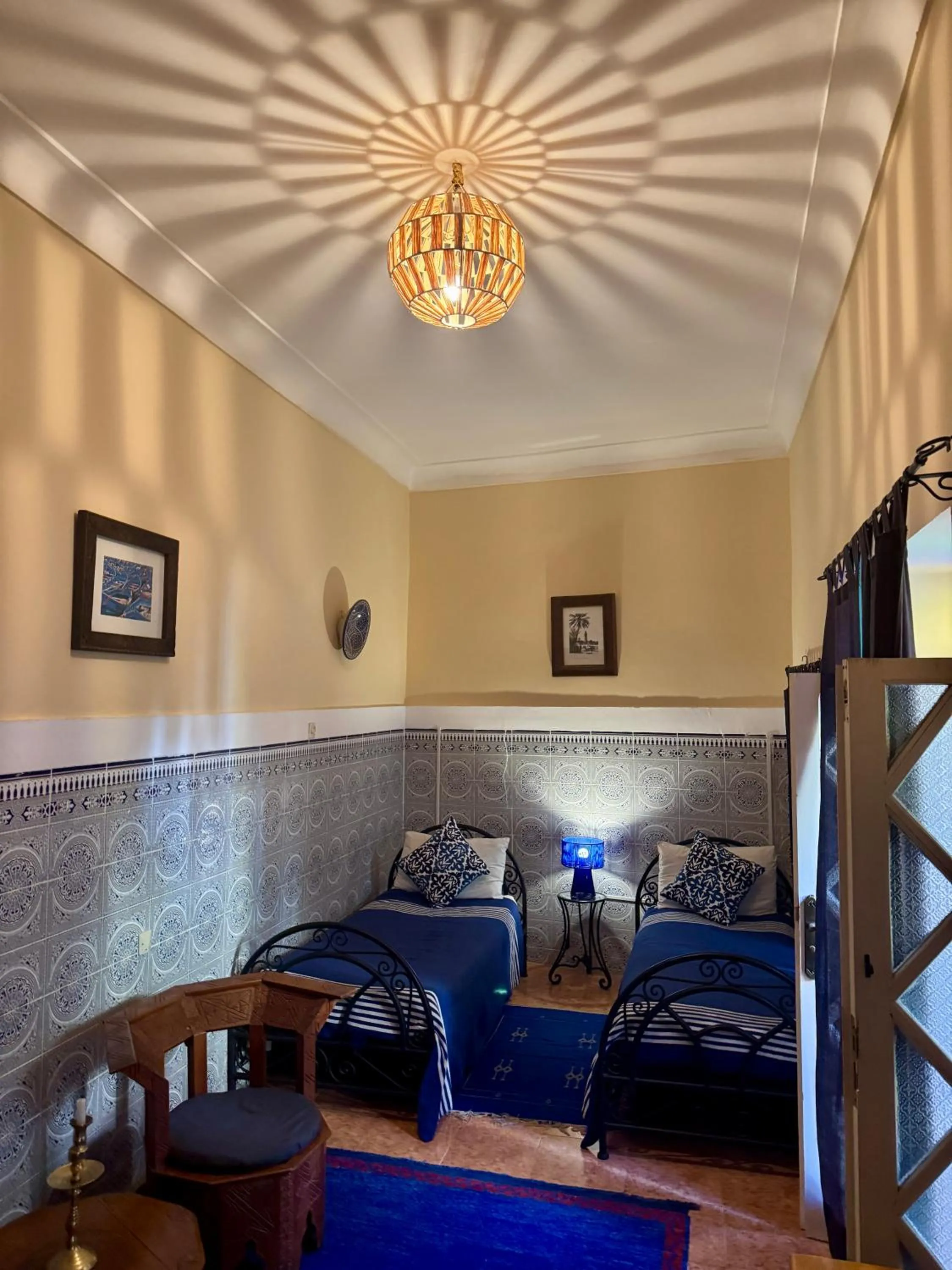 Bed in Riad Hotel Sherazade