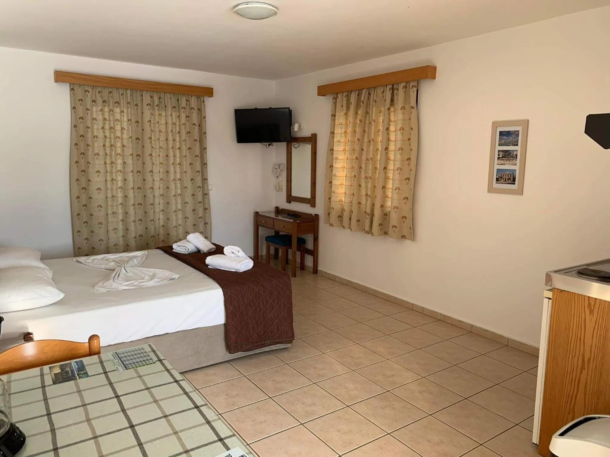 Bed in Pennystella Apartments