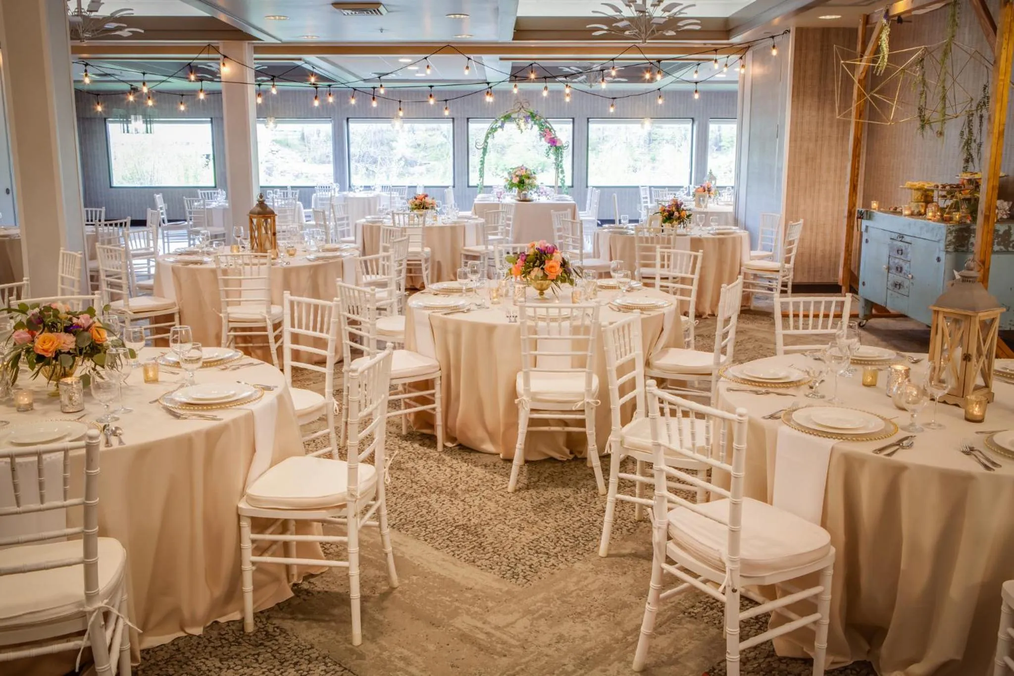 Banquet/Function facilities in Holiday Inn Milwaukee Riverfront by IHG