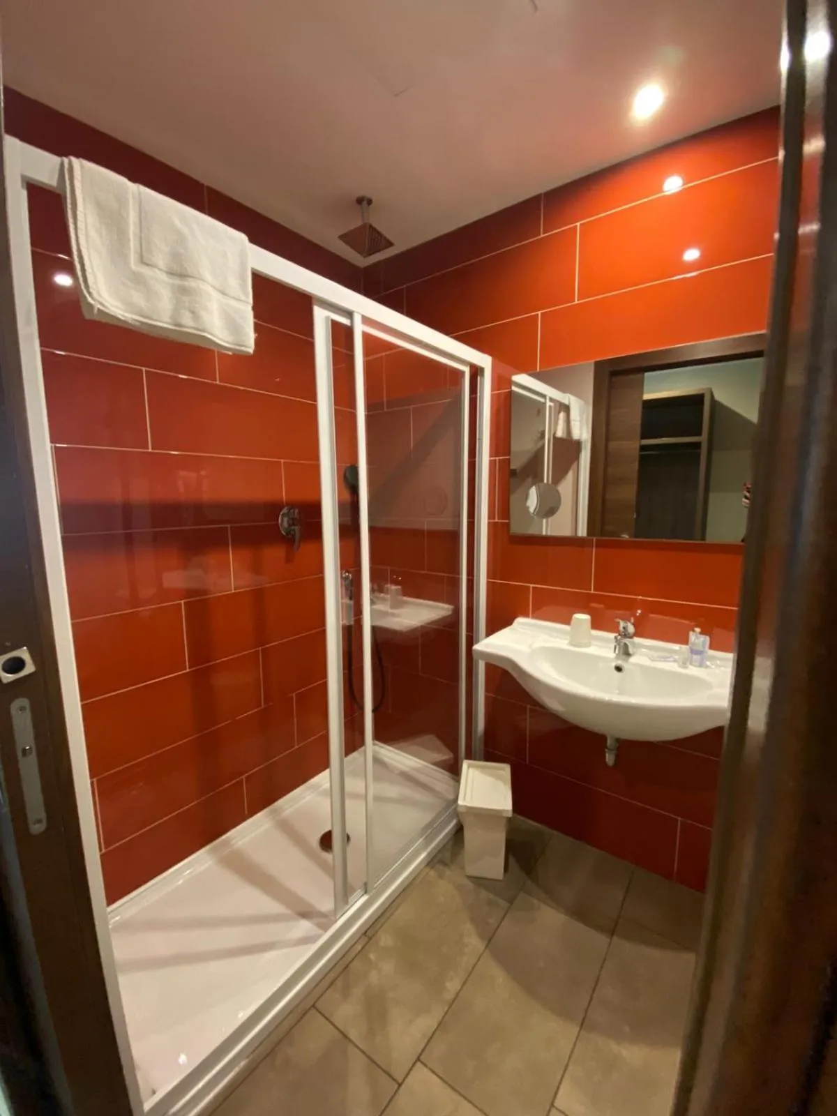 Shower in Hotel Stradivari