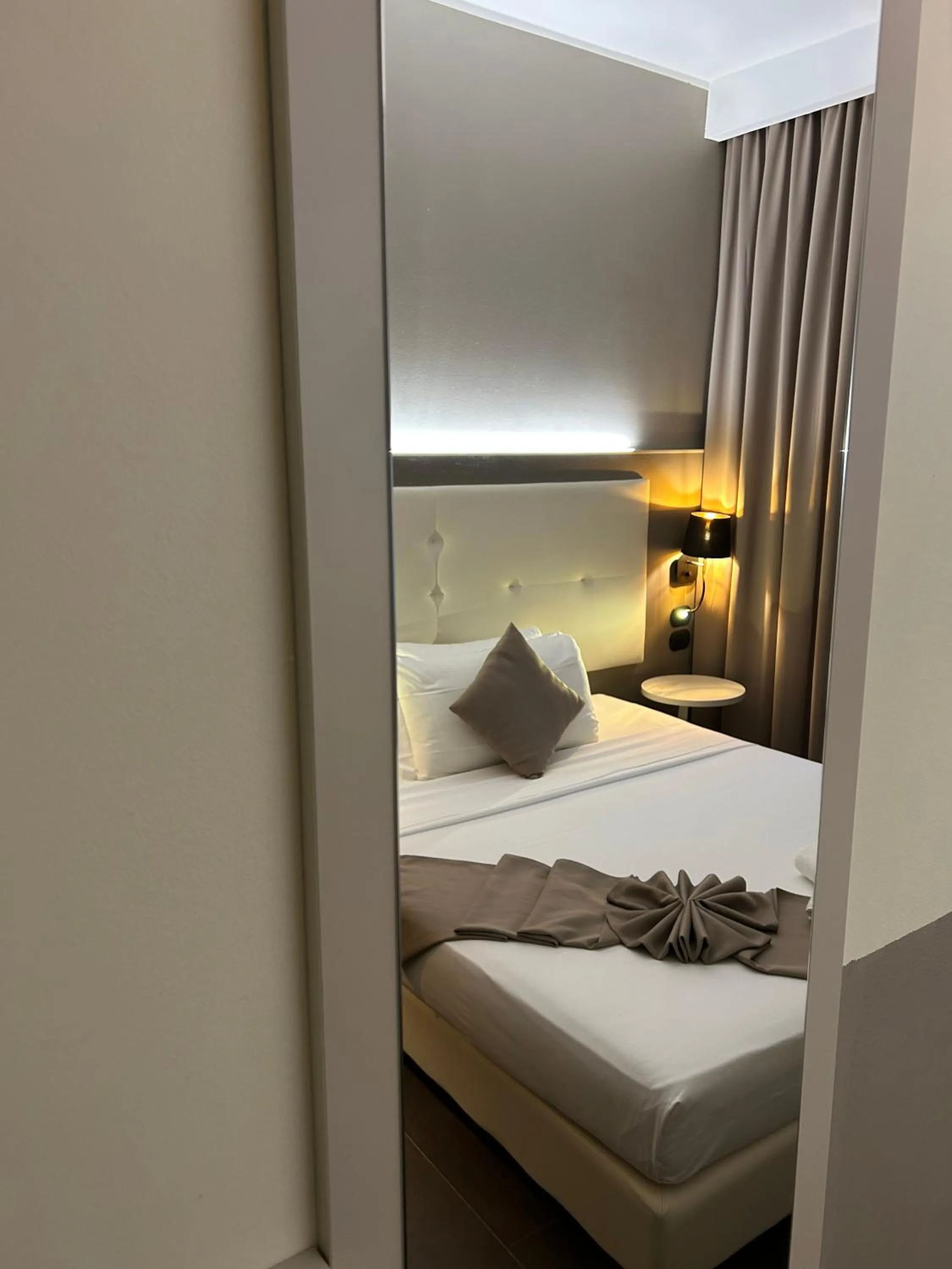 Bed in Hotel Stradivari