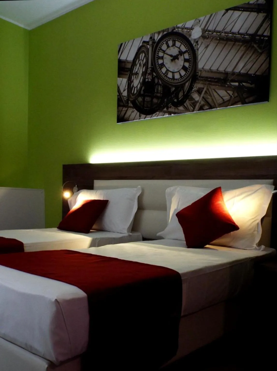 Bedroom, Bed in Hotel Stradivari