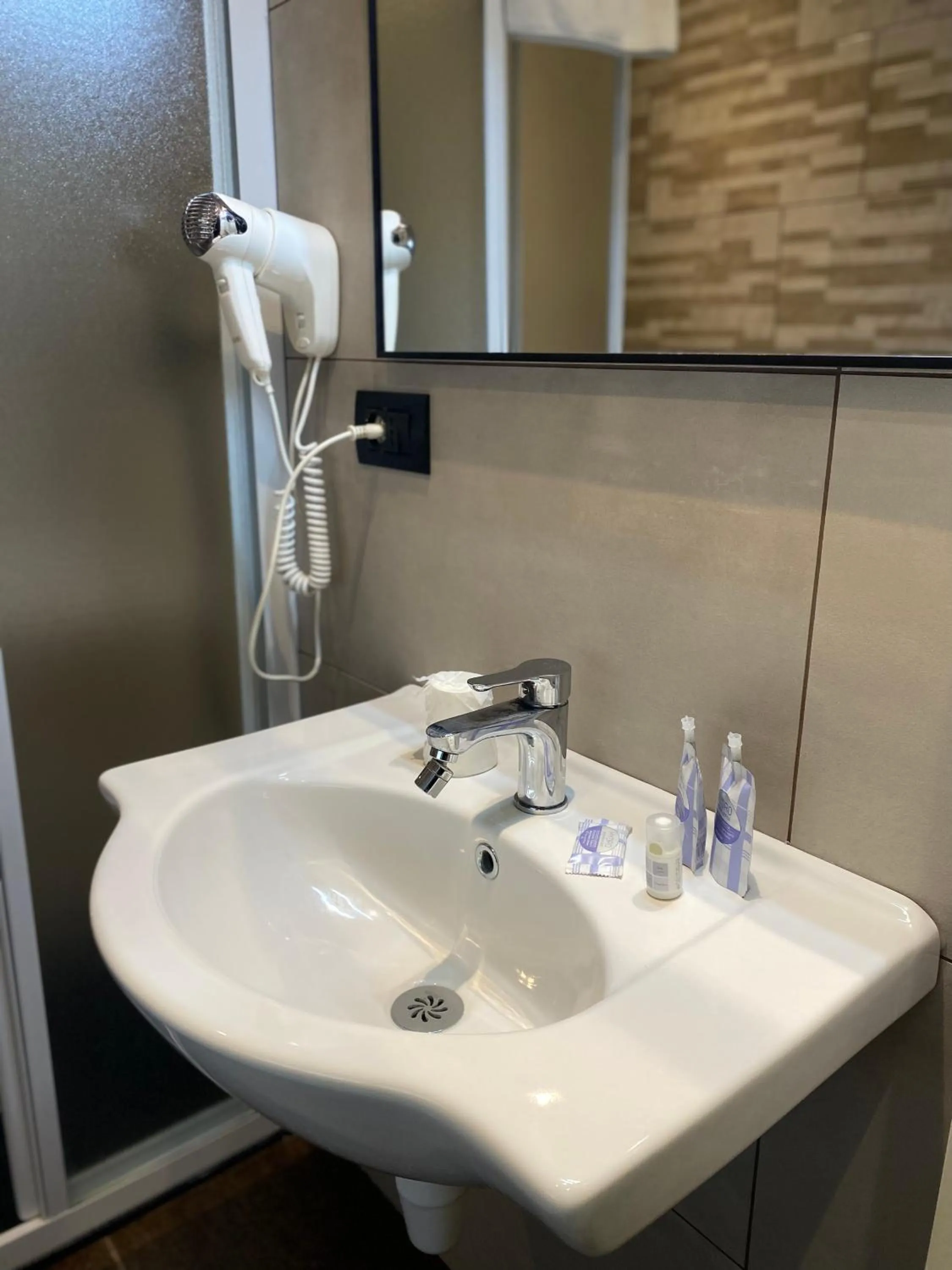 Bathroom in Hotel Stradivari