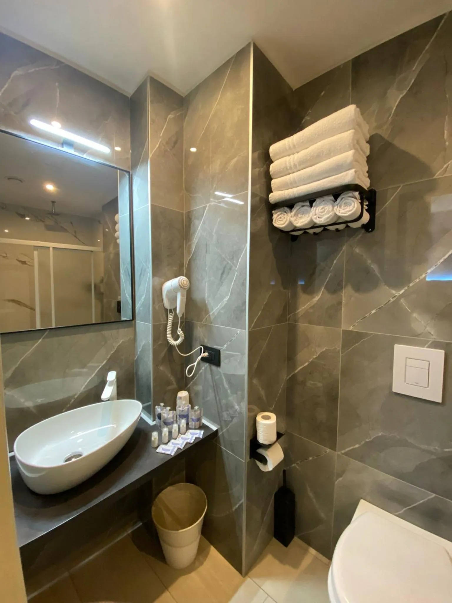 Bathroom in Hotel Stradivari