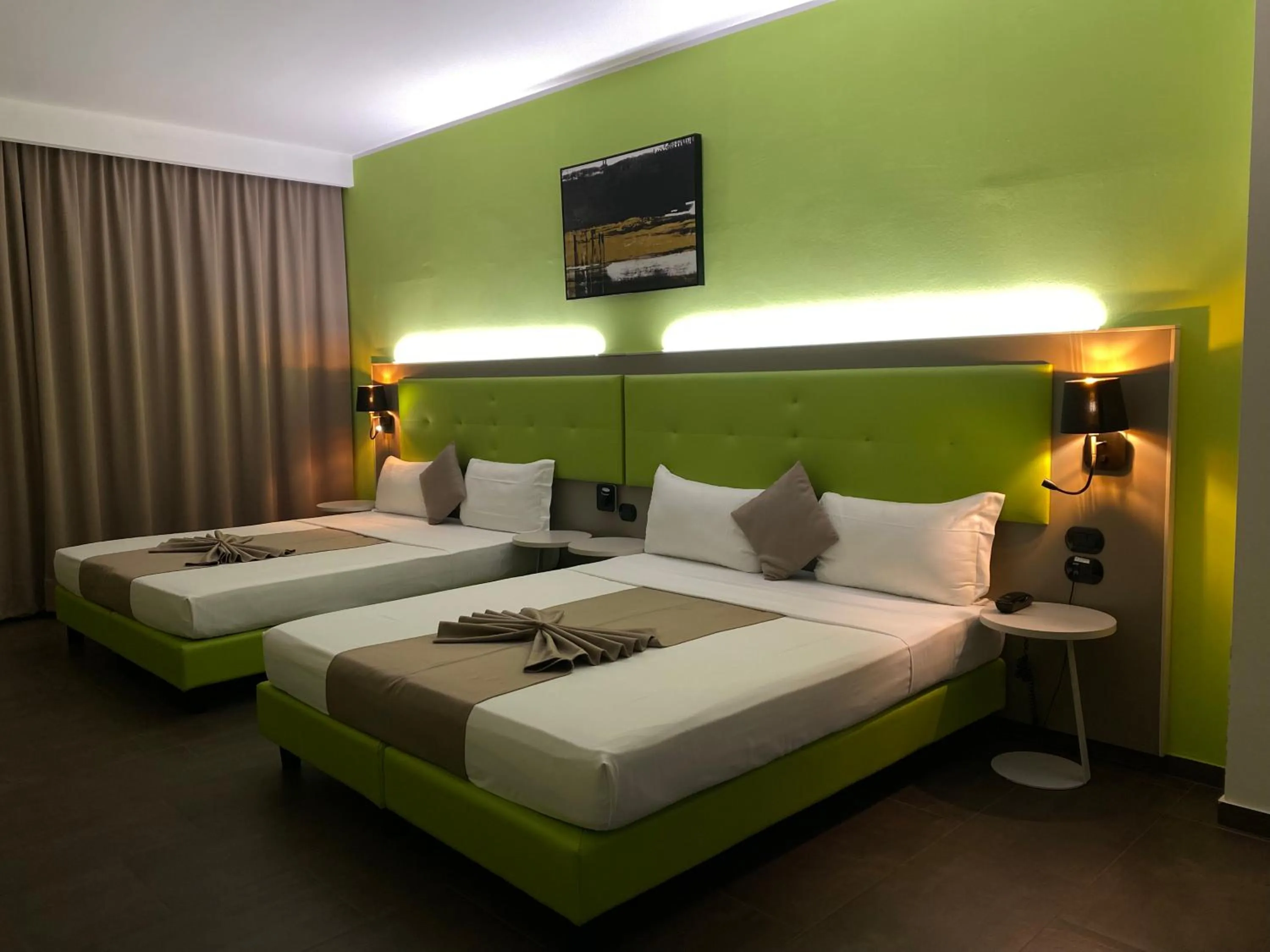 Bedroom, Bed in Hotel Stradivari